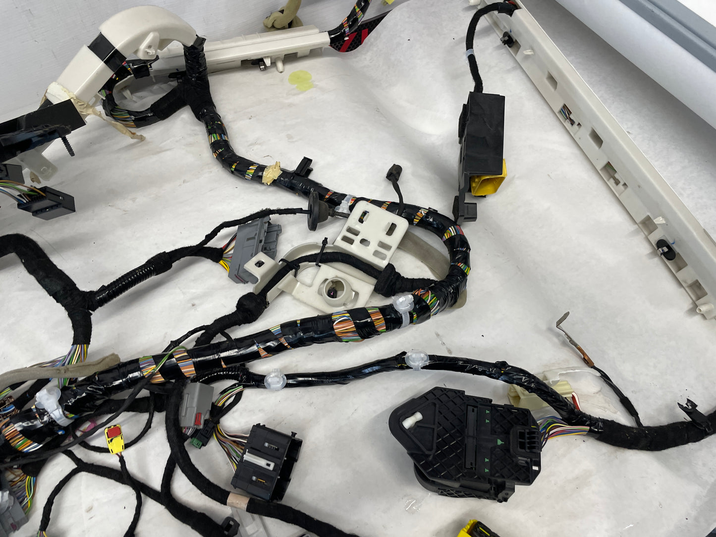 2017 Chevy SS Sedan Body Chassis Wire Wiring Harness OEM - Day's Parts Yard