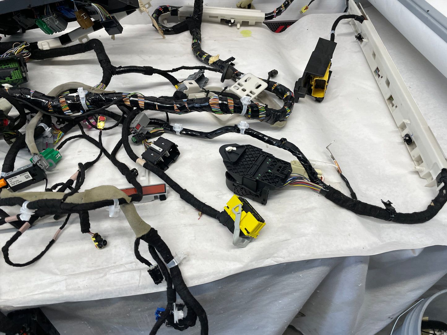 2017 Chevy SS Sedan Body Chassis Wire Wiring Harness OEM - Day's Parts Yard