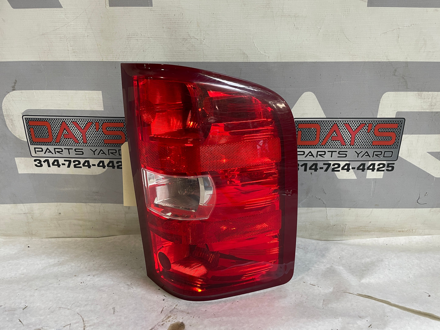 2011 Chevy Silverado 1500 2WD RH Passenger Tail Light Taillight Lamp OEM - Day's Parts Yard