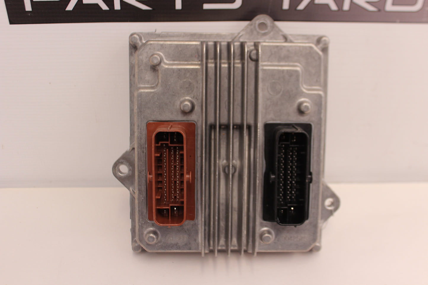 2016 Cadillac CTS-V Trunk Chassis Control Module OEM - Day's Parts Yard