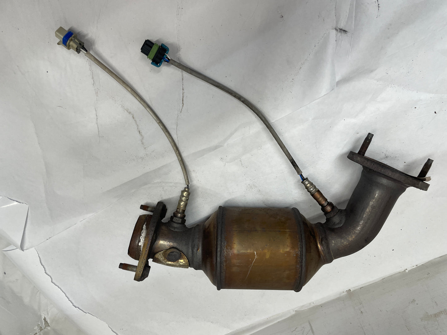 2016 Chevy SS Sedan Exhaust Catalytic Converters OEM - Day's Parts Yard
