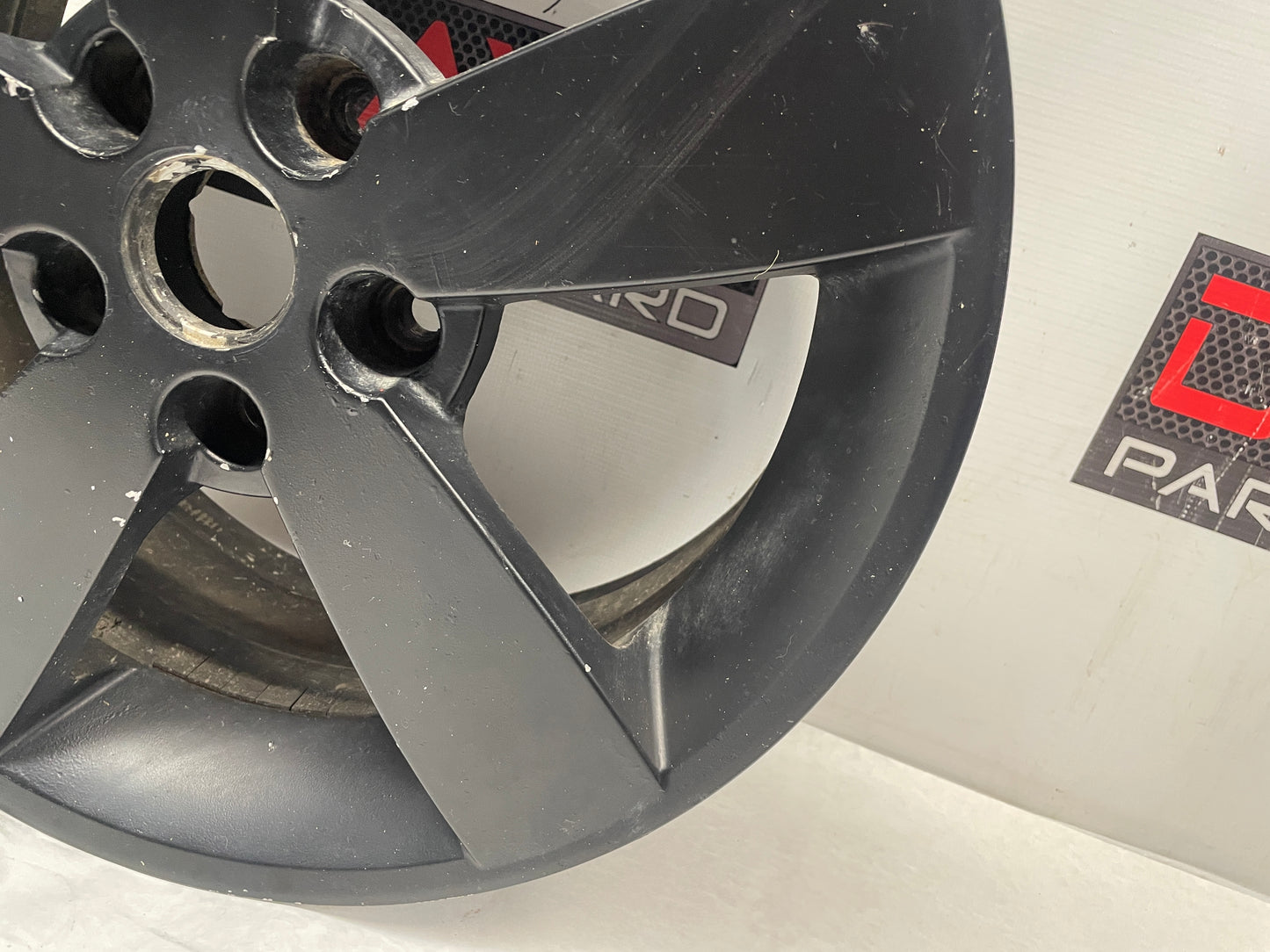 2006 Pontiac GTO Wheel 18X8 OEM - Day's Parts Yard