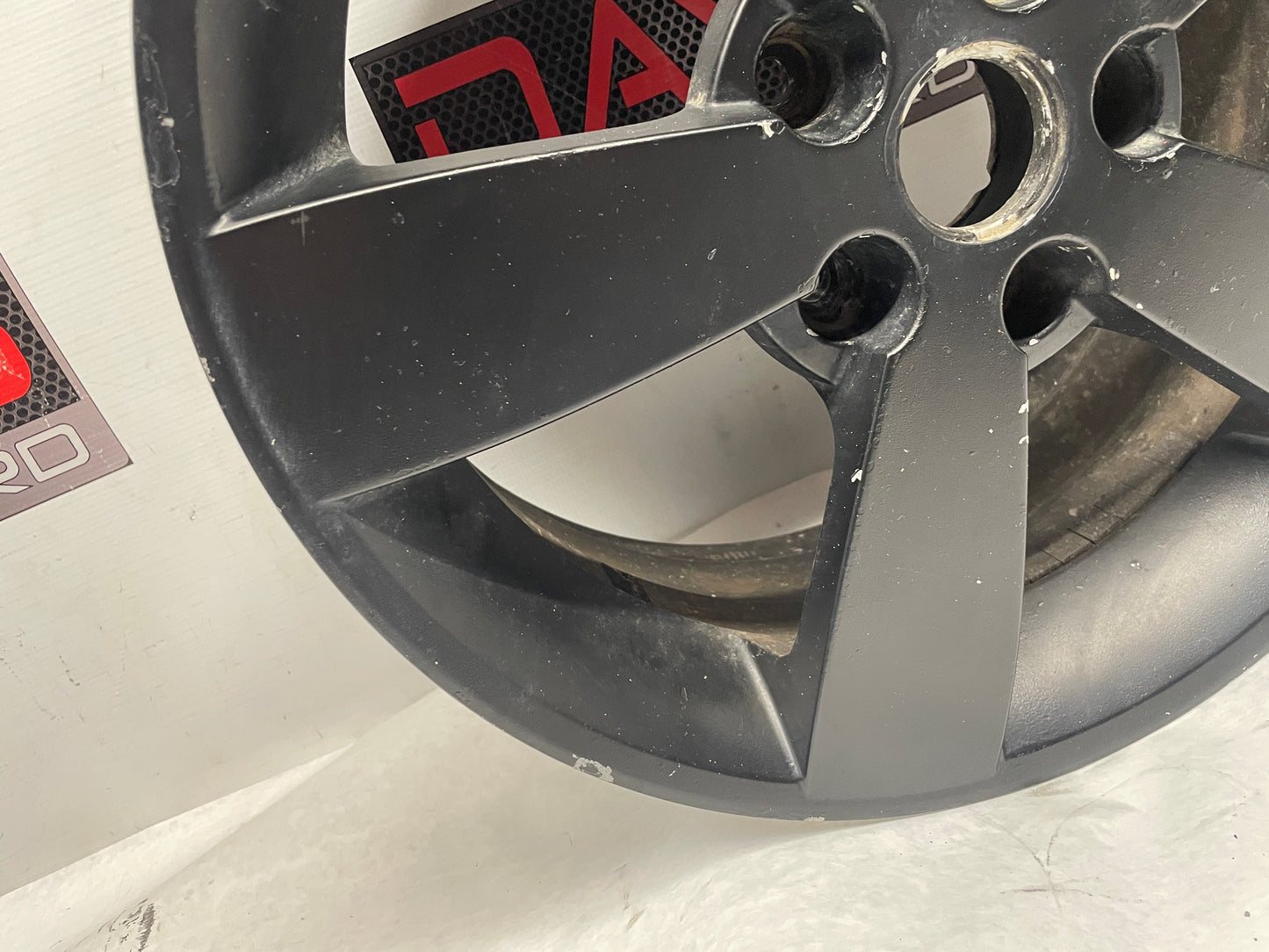 2006 Pontiac GTO Wheel 18X8 OEM - Day's Parts Yard