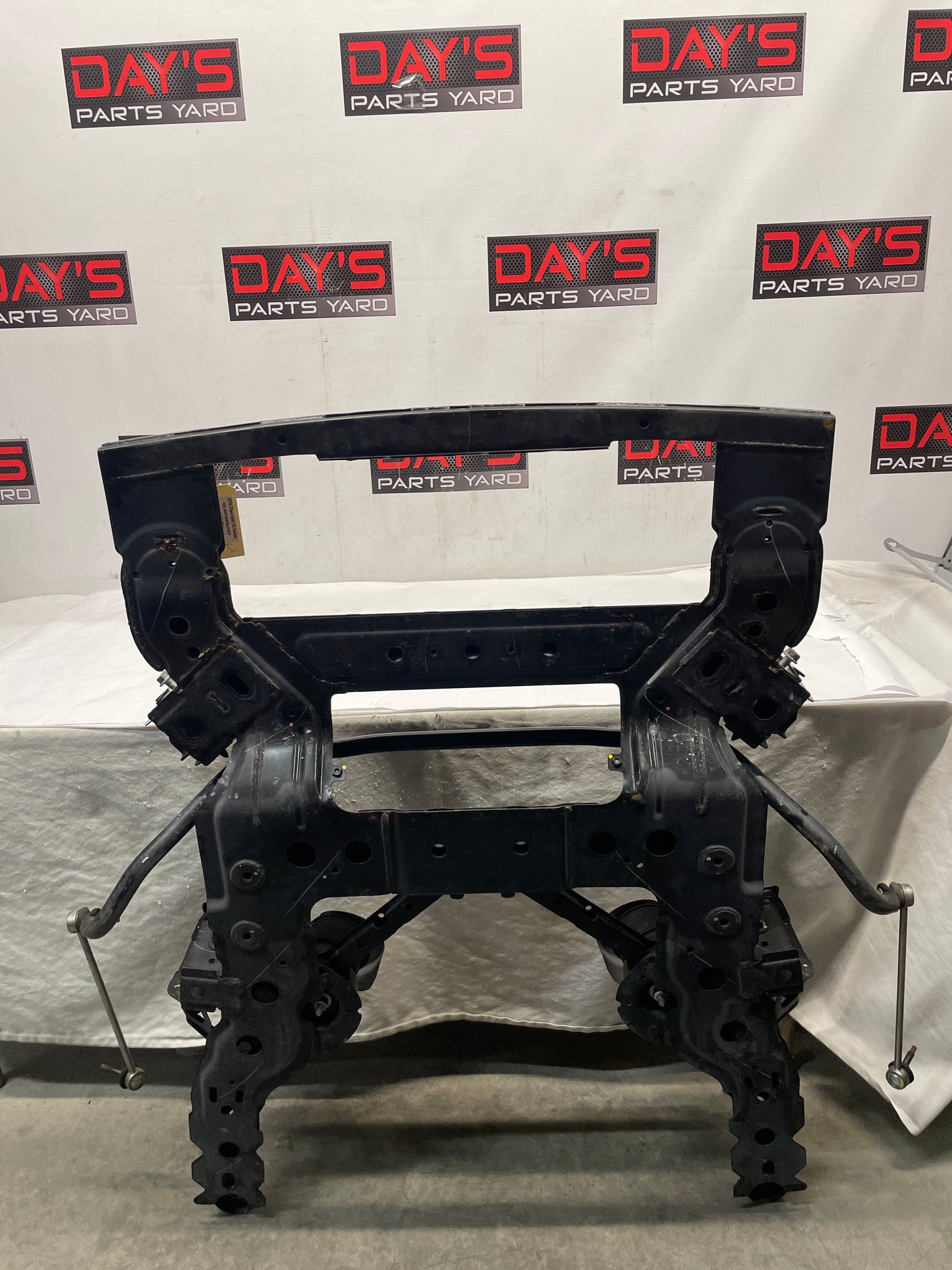 2016 Chevy SS Sedan Front Suspension Sub Frame Engine Cradle K Member OEM - Day's Parts Yard