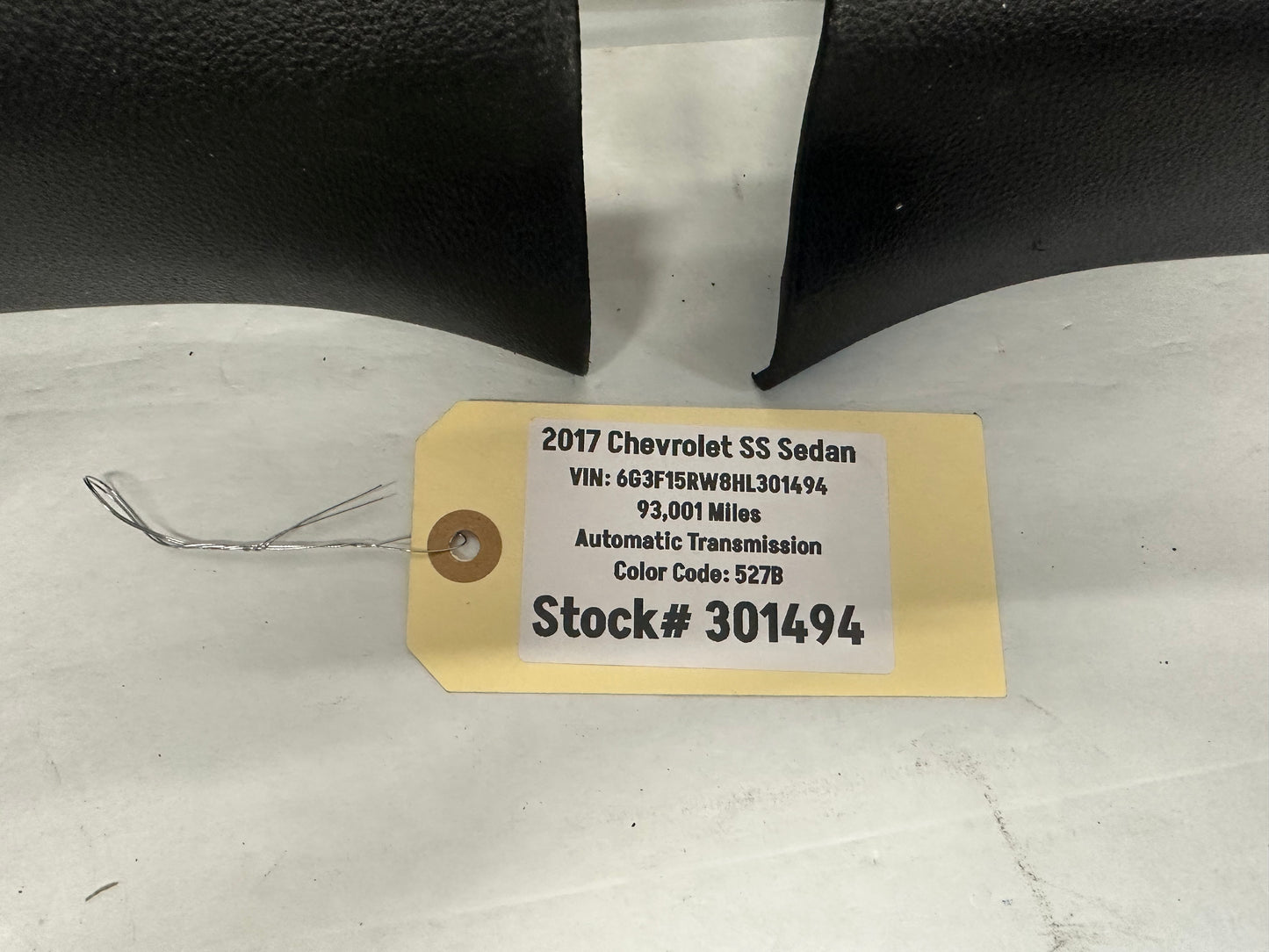 2017 Chevy SS Sedan RH & LH Front Interior Carpet Retainer Sill Moldings OEM - Day's Parts Yard