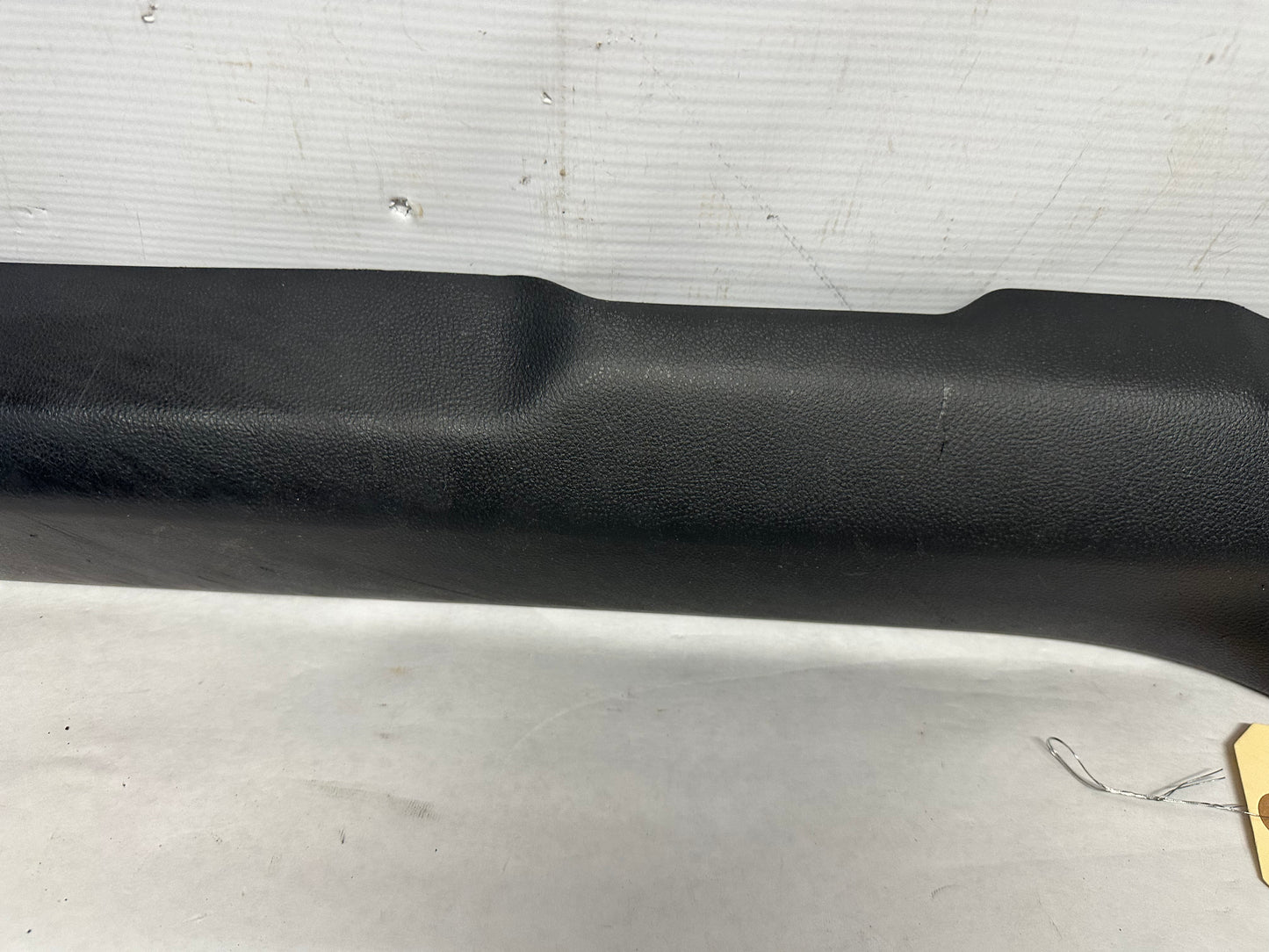 2017 Chevy SS Sedan RH & LH Front Interior Carpet Retainer Sill Moldings OEM - Day's Parts Yard