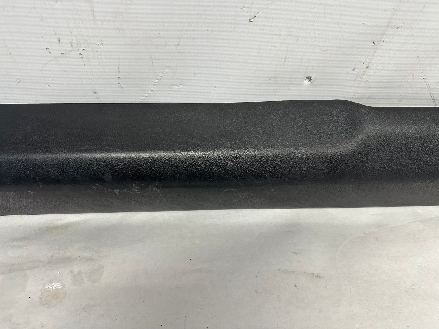 2017 Chevy SS Sedan RH & LH Front Interior Carpet Retainer Sill Moldings OEM - Day's Parts Yard