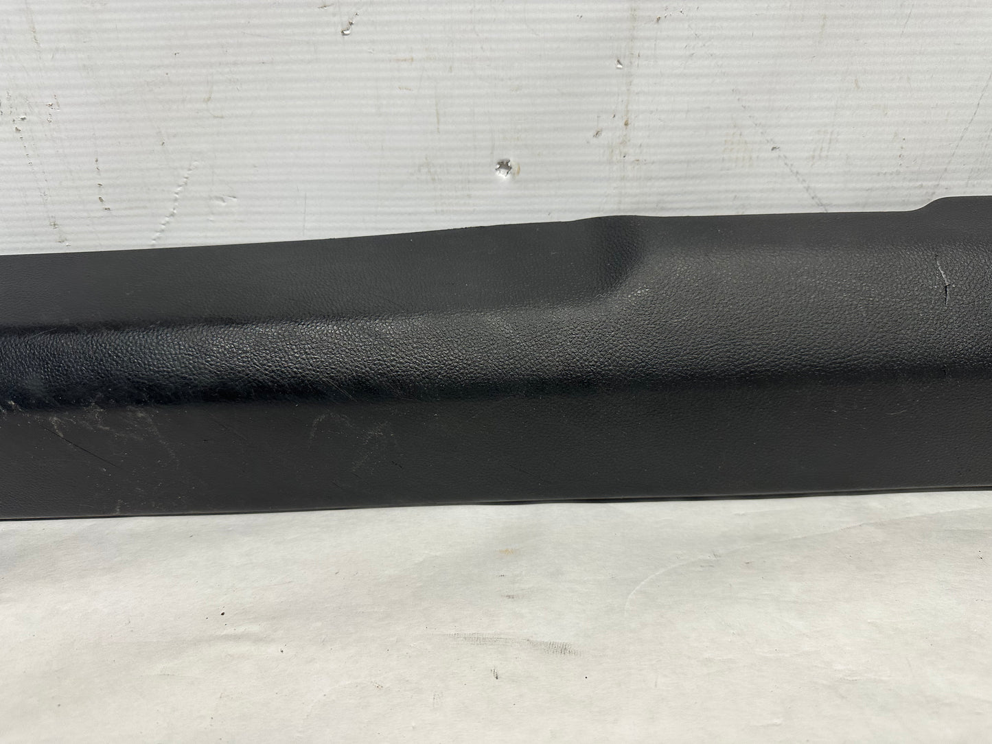 2017 Chevy SS Sedan RH & LH Front Interior Carpet Retainer Sill Moldings OEM - Day's Parts Yard