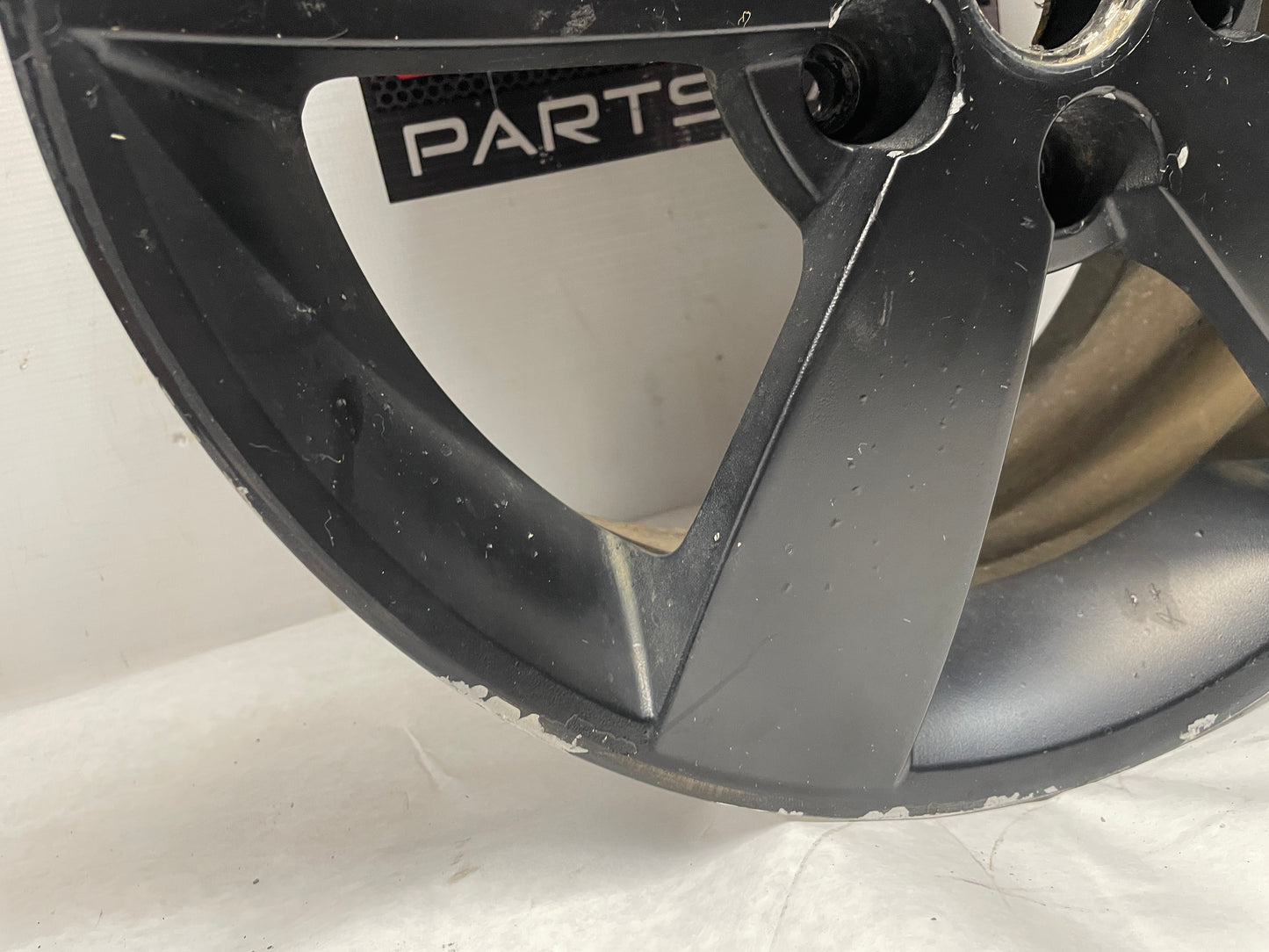 2006 Pontiac GTO Wheel 18X8 OEM - Day's Parts Yard