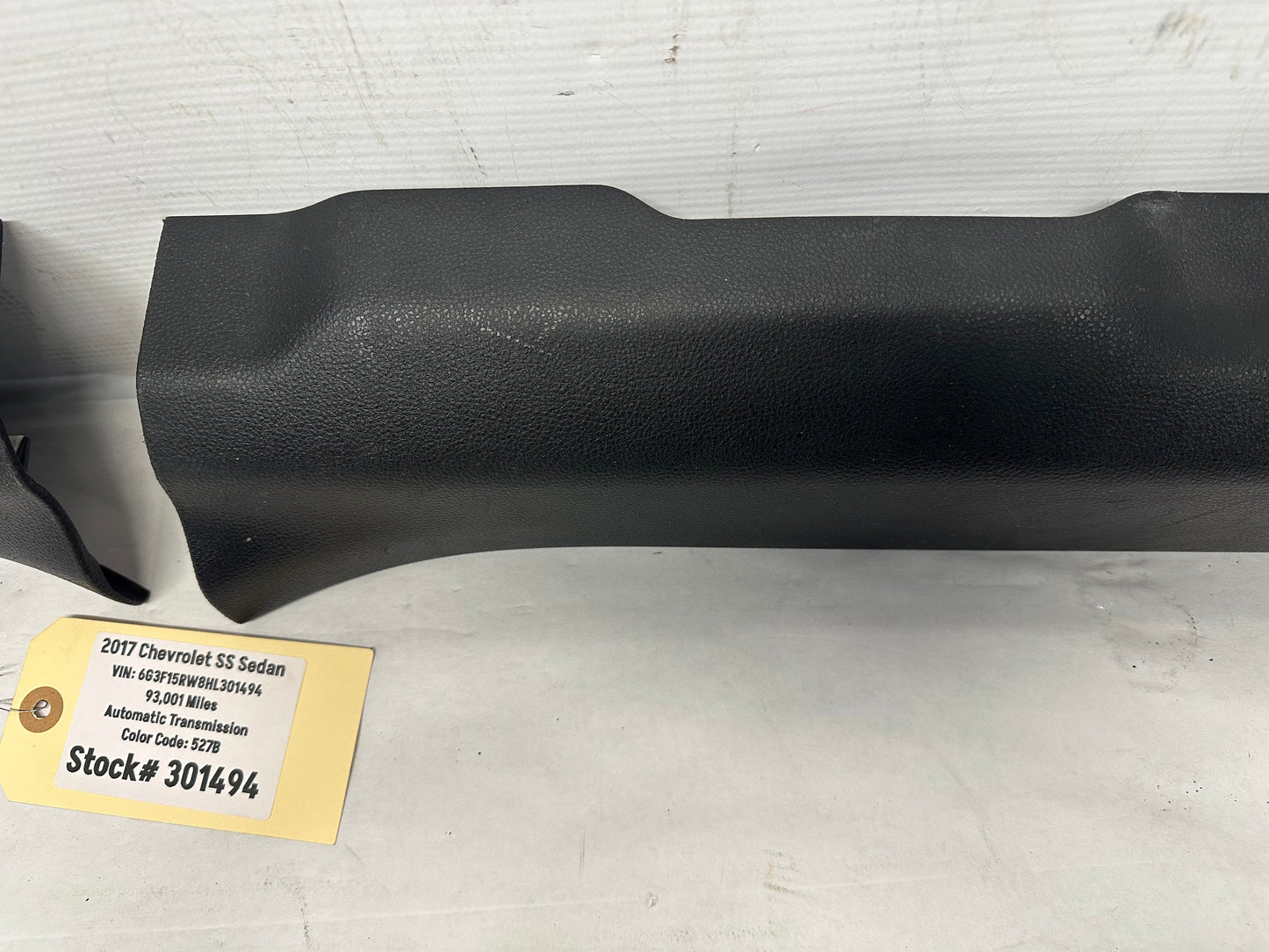 2017 Chevy SS Sedan RH & LH Front Interior Carpet Retainer Sill Moldings OEM - Day's Parts Yard