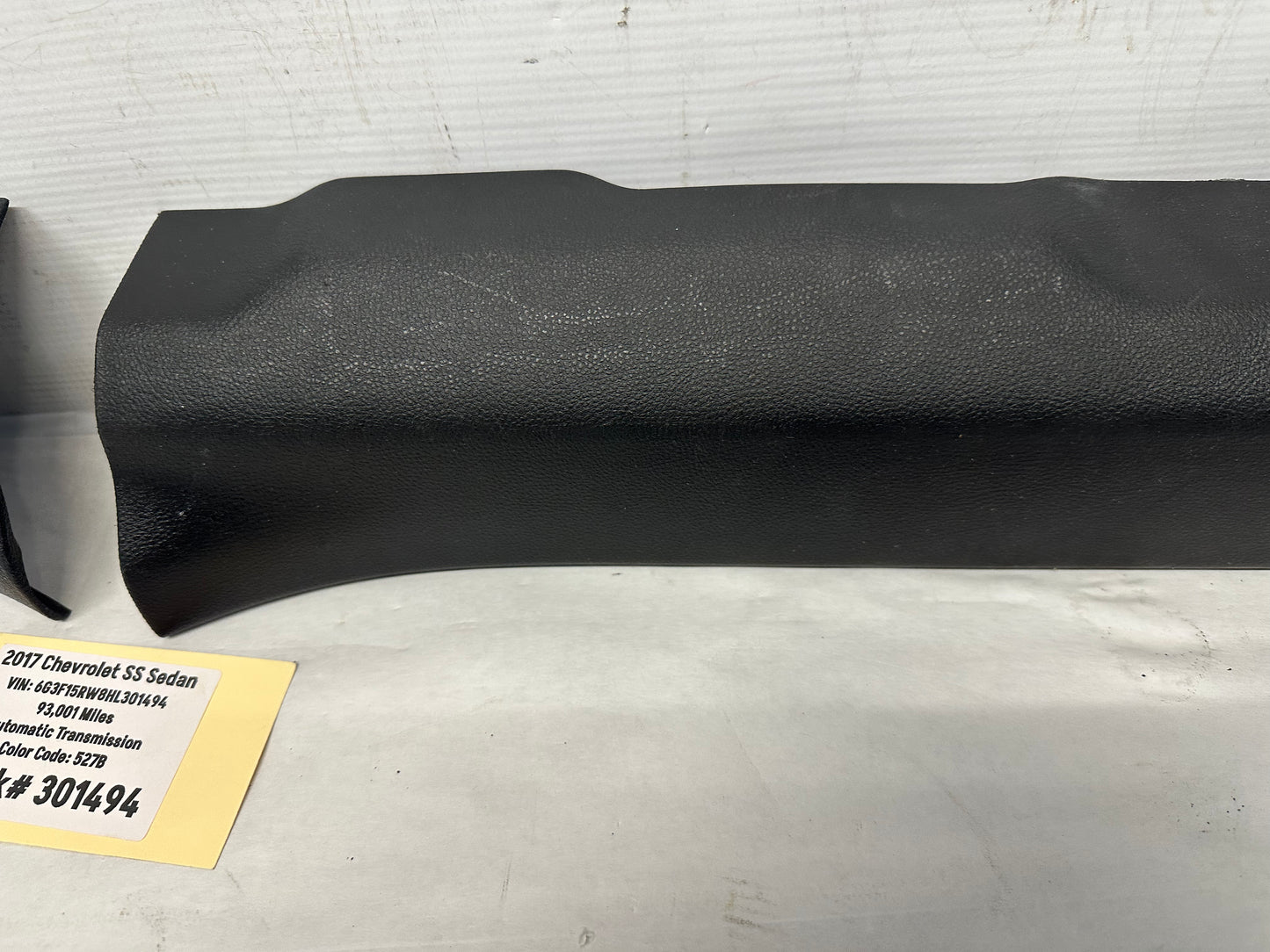 2017 Chevy SS Sedan RH & LH Front Interior Carpet Retainer Sill Moldings OEM - Day's Parts Yard