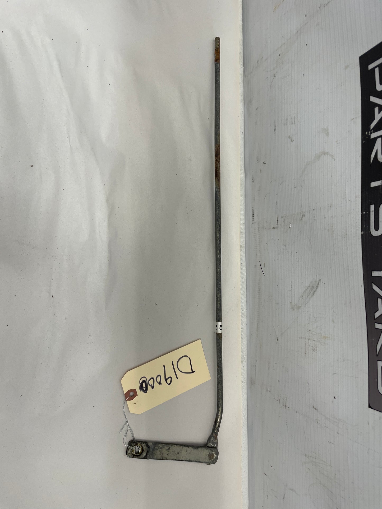 2008 Pontiac G8 Base Automatic Transmission Shifter Linkage Rod OEM - Day's Parts Yard