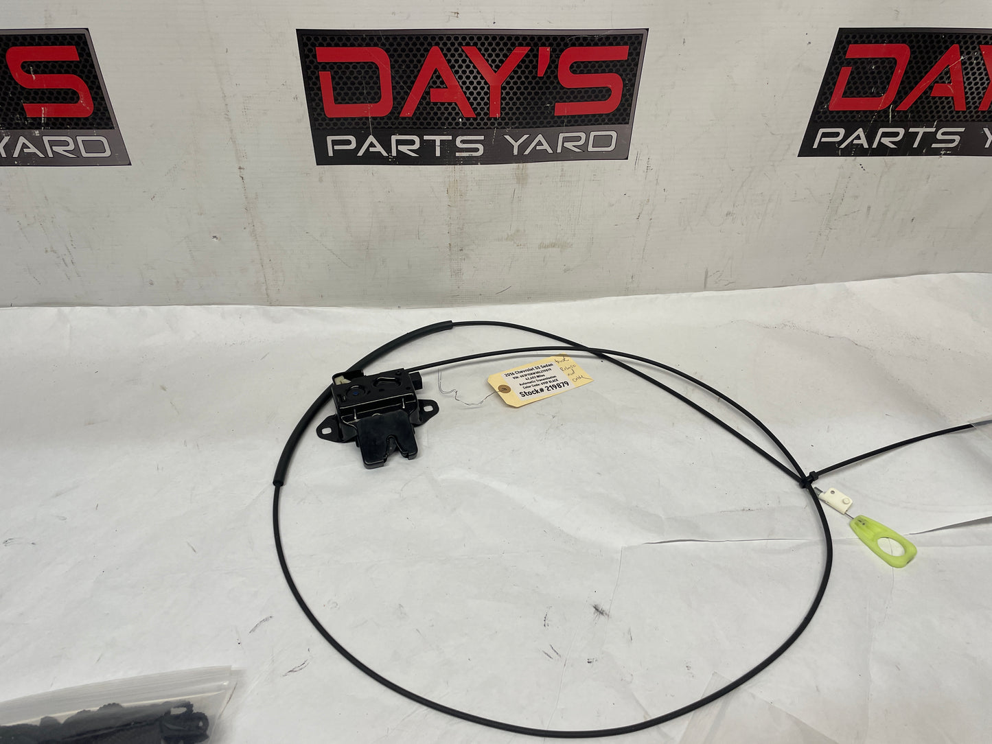 2016 Chevy SS Sedan Trunk Deck Lid Latch Actuator w/ Cable OEM - Day's Parts Yard