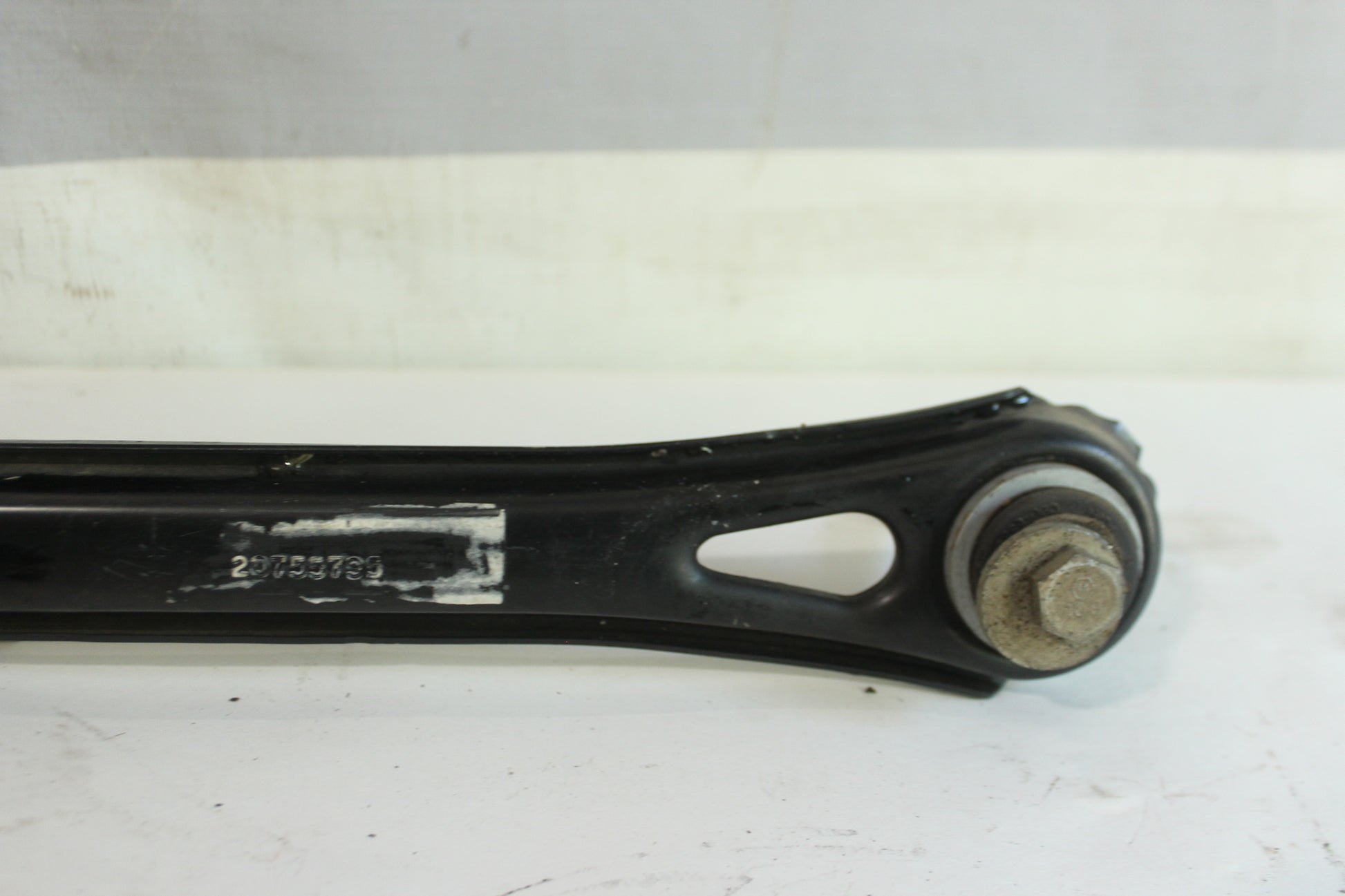 2018 Cadillac CTS-V Rear RH Passenger Suspension Lower Trailing Control Arm OEM - Day's Parts Yard