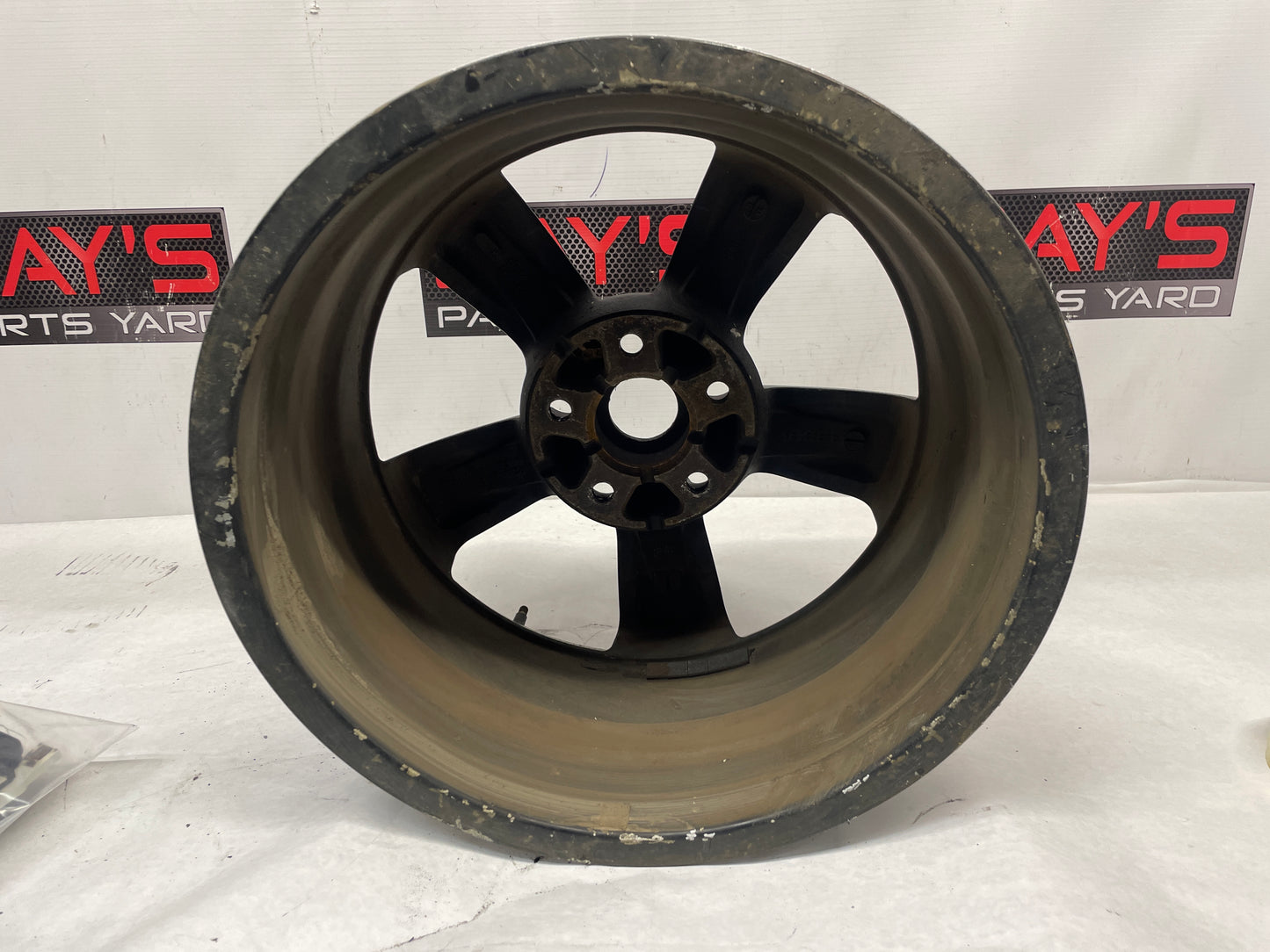 2006 Pontiac GTO Wheel 18X8 OEM - Day's Parts Yard