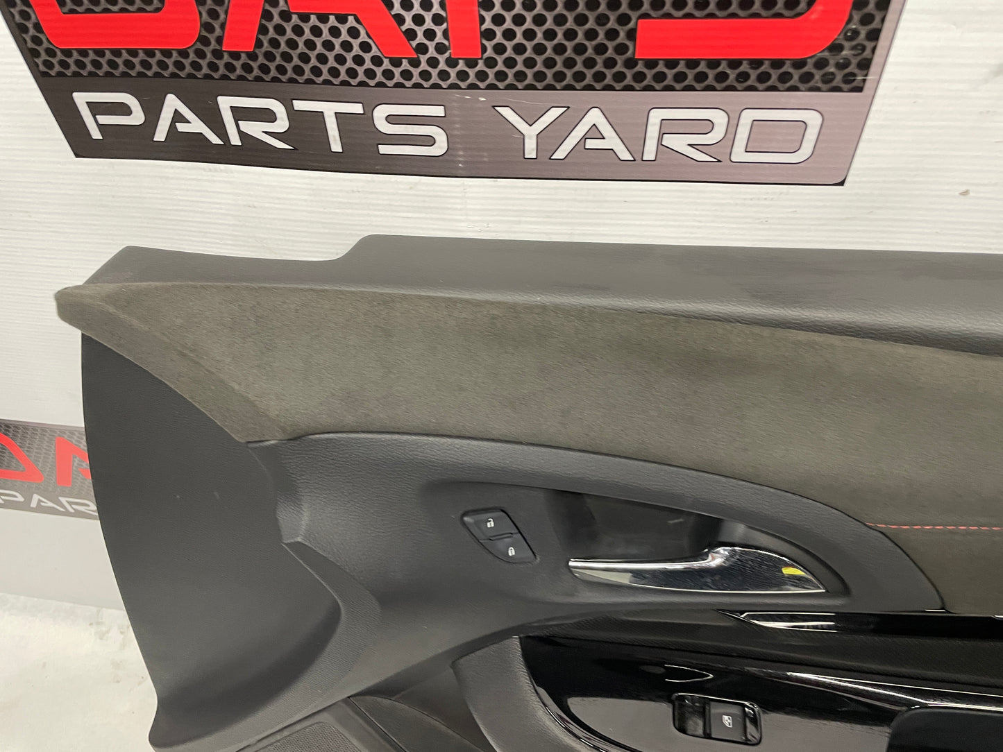 2017 Chevy SS Sedan RH Passenger Front Interior Door Panel OEM - Day's Parts Yard
