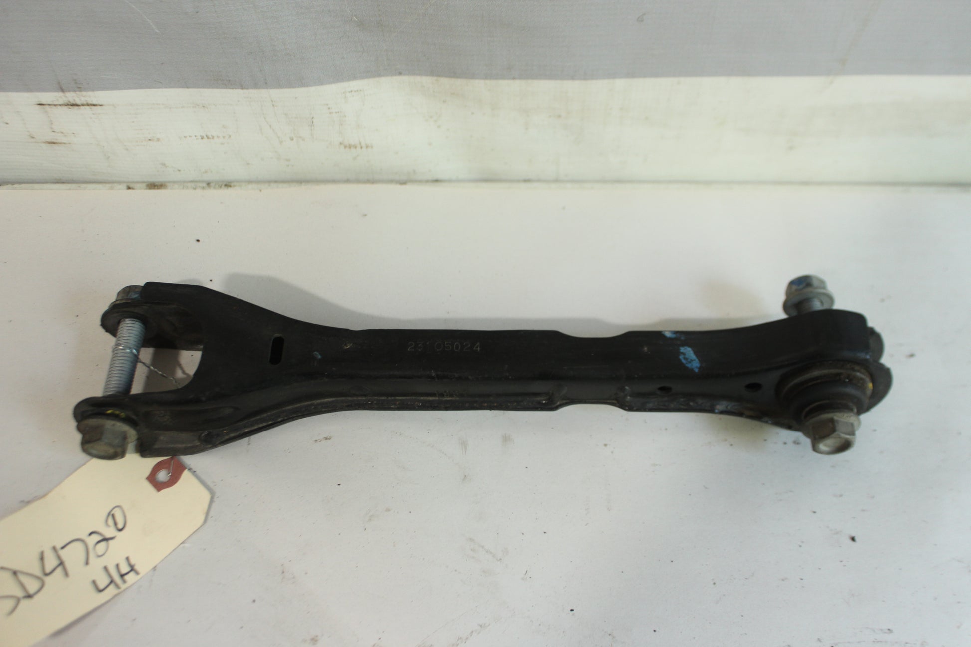 2018 Cadillac CTS-V Rear LH Driver Suspension Upper Control Arm OEM - Day's Parts Yard
