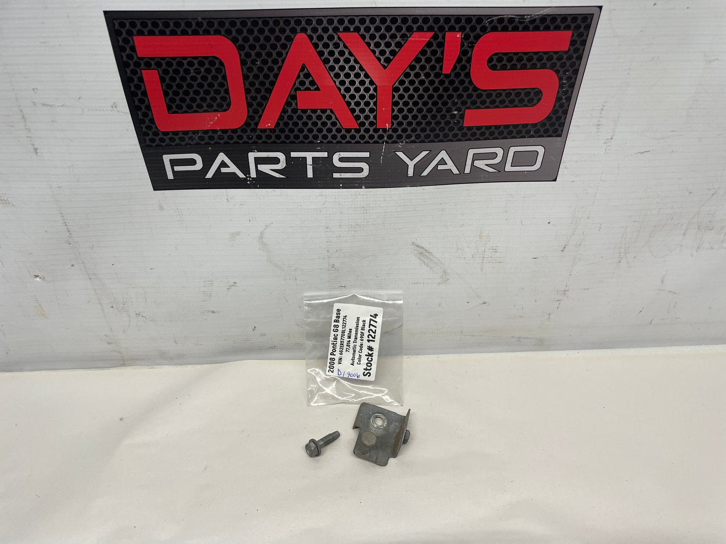 2008 Pontiac G8 Negative Ground Grounding Bracket OEM - Day's Parts Yard