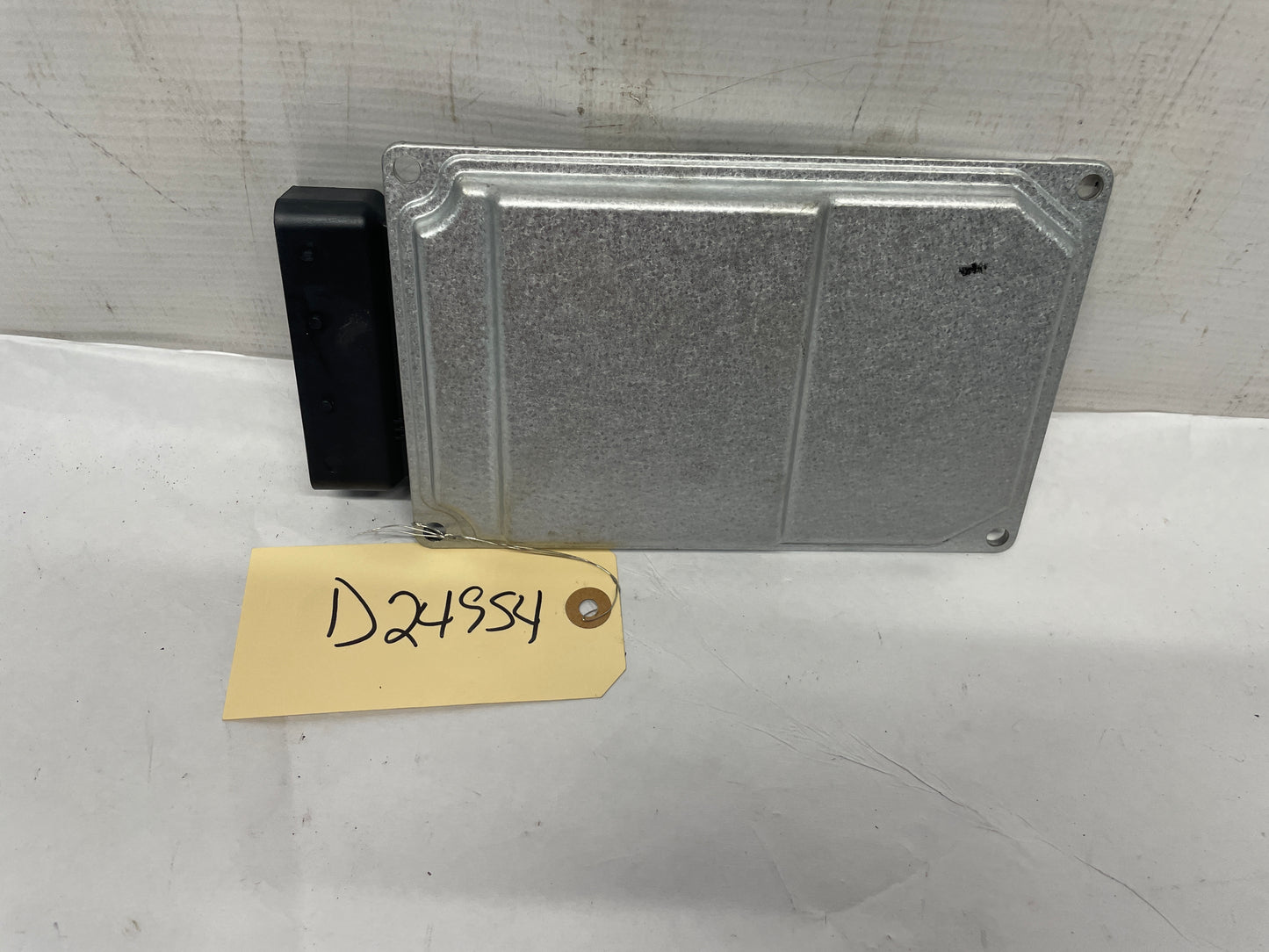 2016 Chevy SS Sedan Electronic Suspension Control Module OEM - Day's Parts Yard