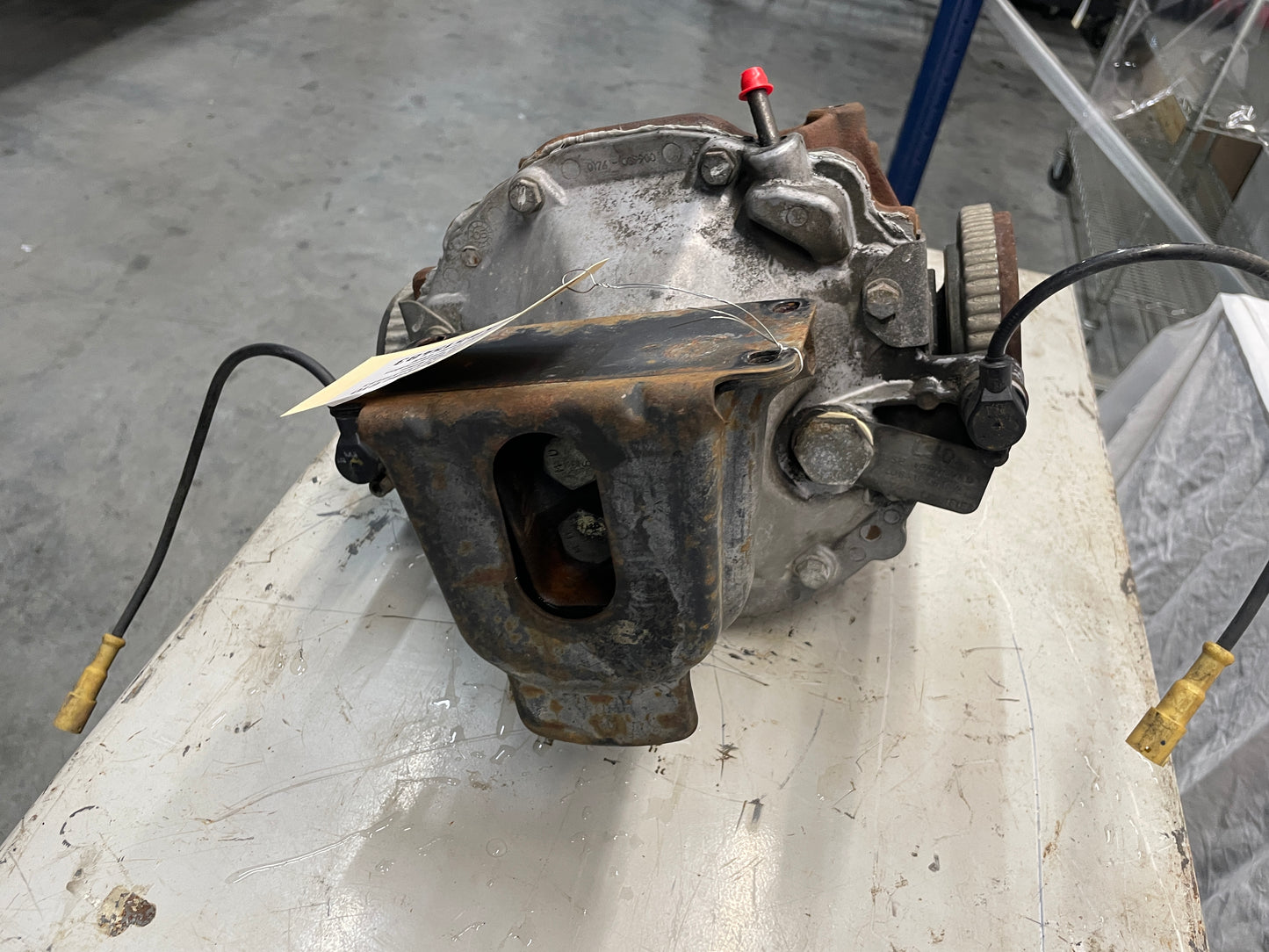 2006 Pontiac GTO Rear End Rearend Carrier Axle Differential 3.46 LSD OEM - Day's Parts Yard