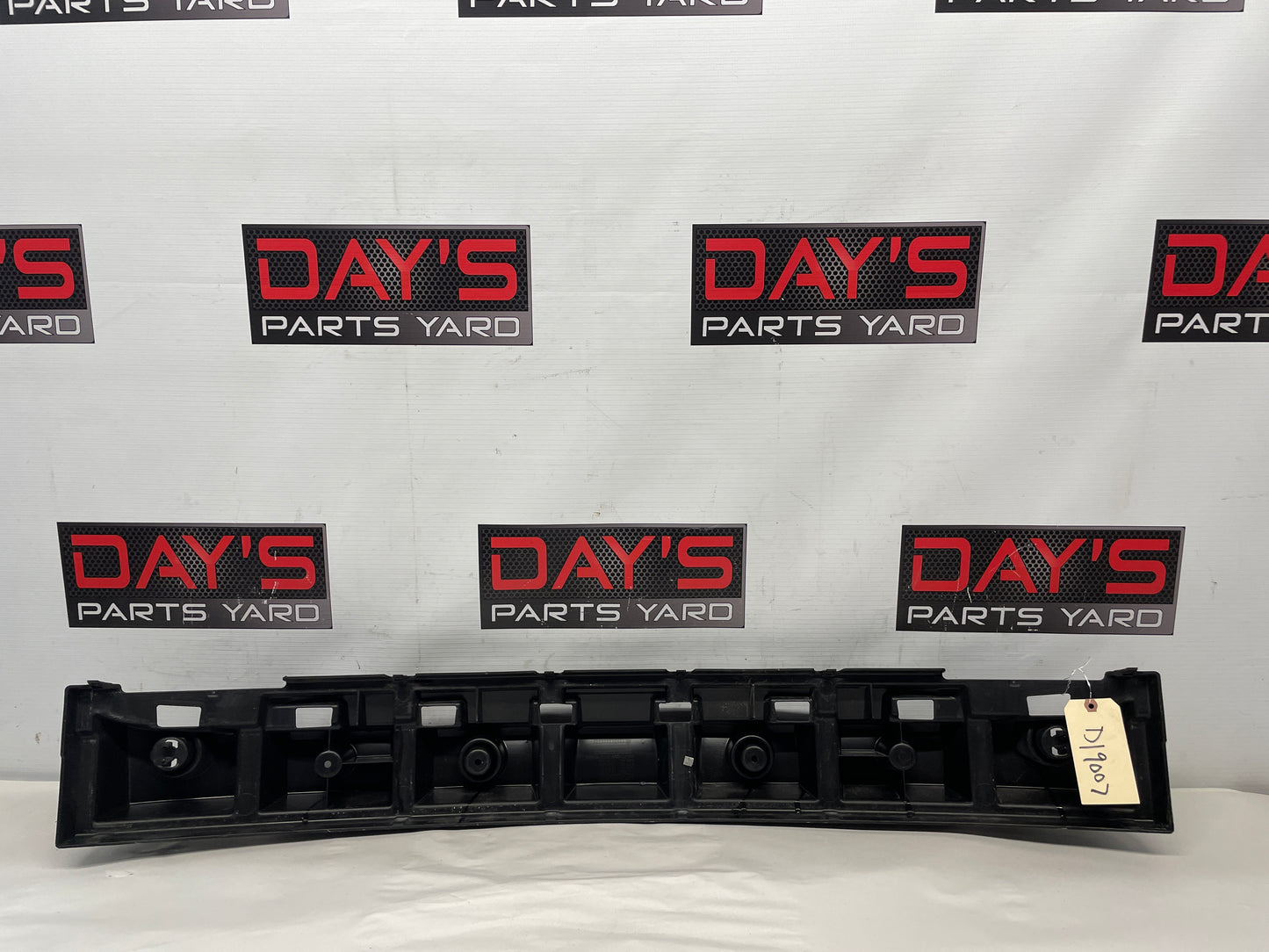 2008 Pontiac G8 Rear Bumper Impact Absorber OEM - Day's Parts Yard