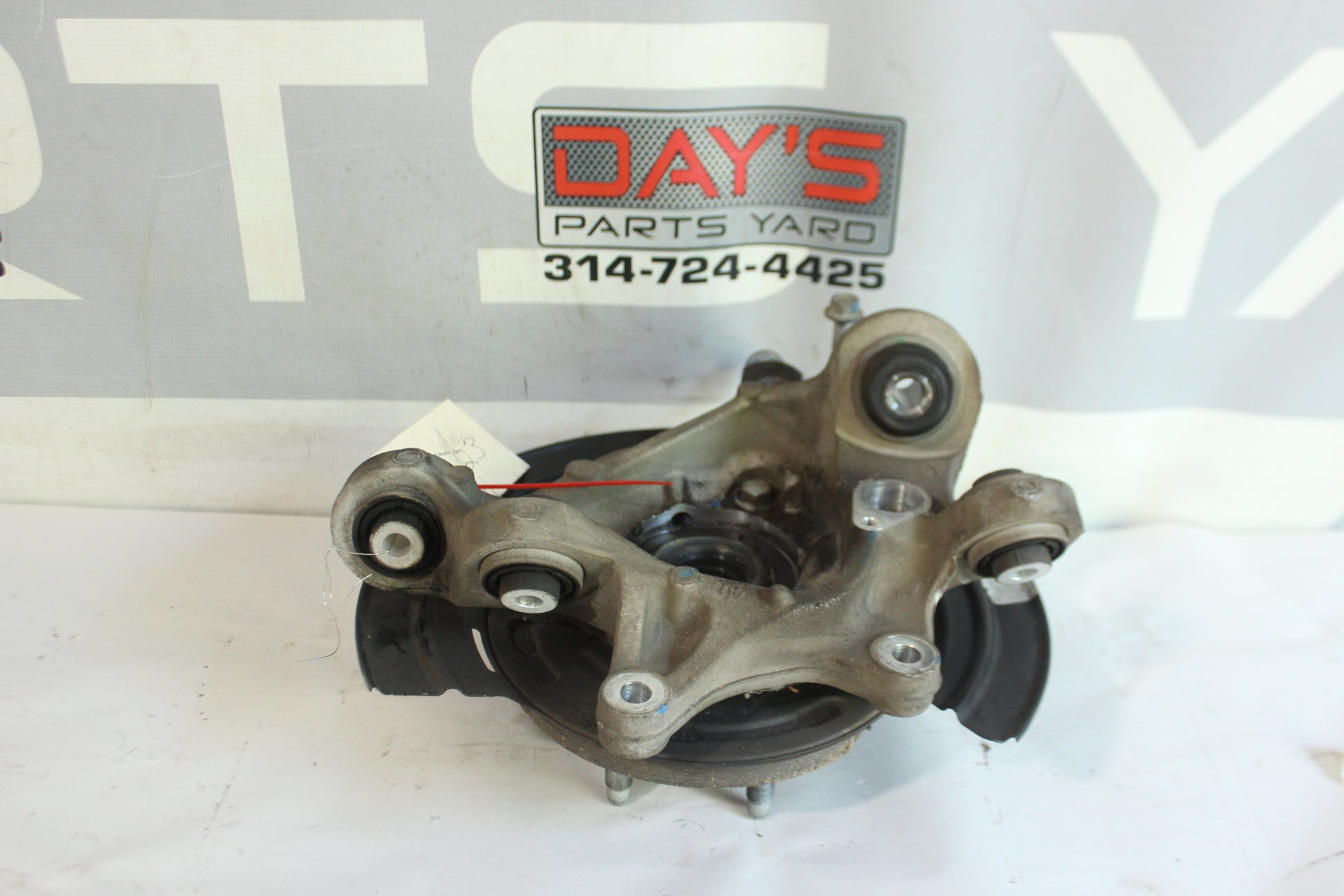 2018 Cadillac CTS-V Rear RH Passenger Knuckle Spindle Hub OEM - Day's Parts Yard