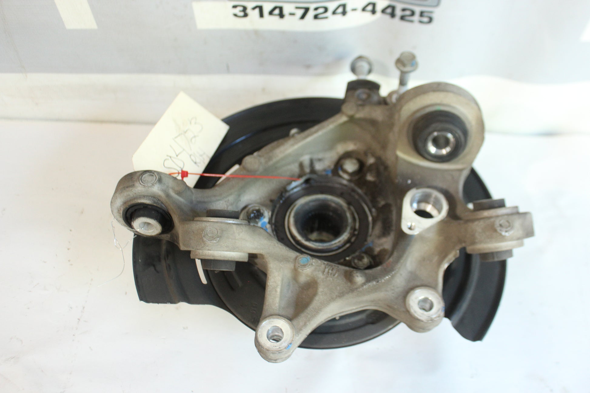 2018 Cadillac CTS-V Rear RH Passenger Knuckle Spindle Hub OEM - Day's Parts Yard