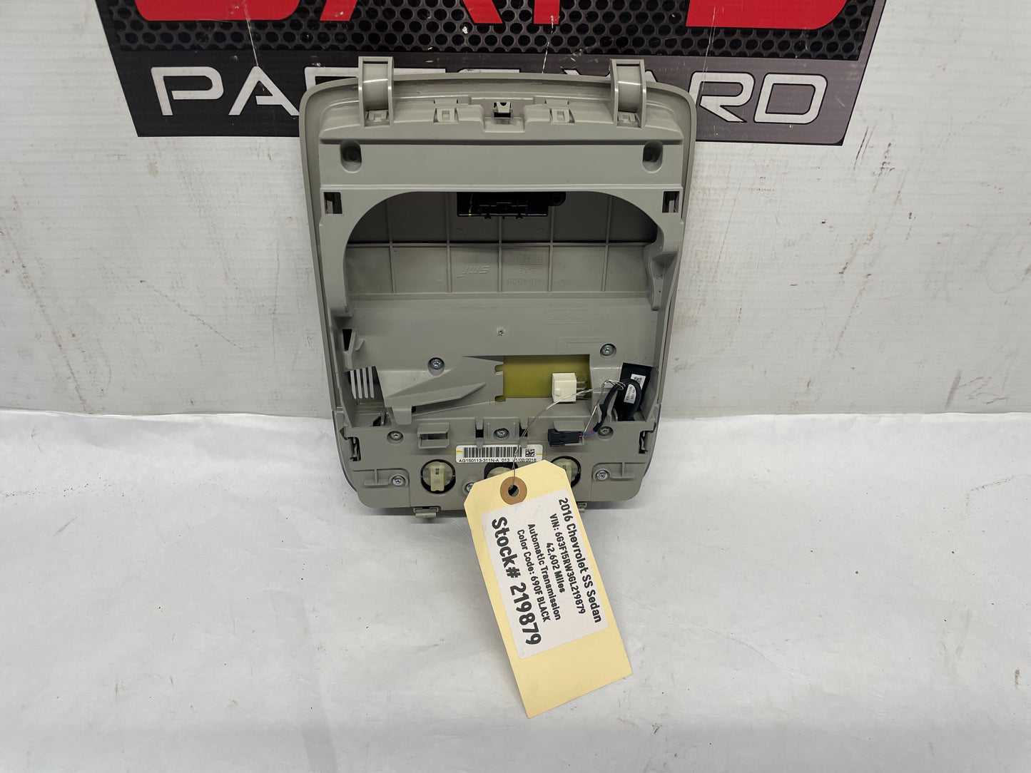 2016 Chevy SS Sedan Overhead Console Dome Light Controls OEM - Day's Parts Yard