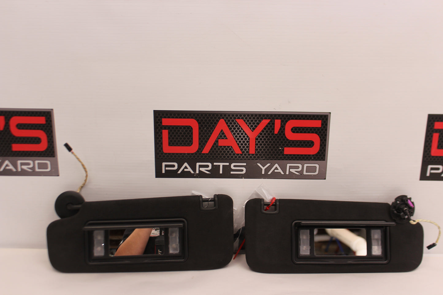 2016 Cadillac CTS-V RH & LH Sun Visor Sunvisor Set Black Suede OEM - Day's Parts Yard