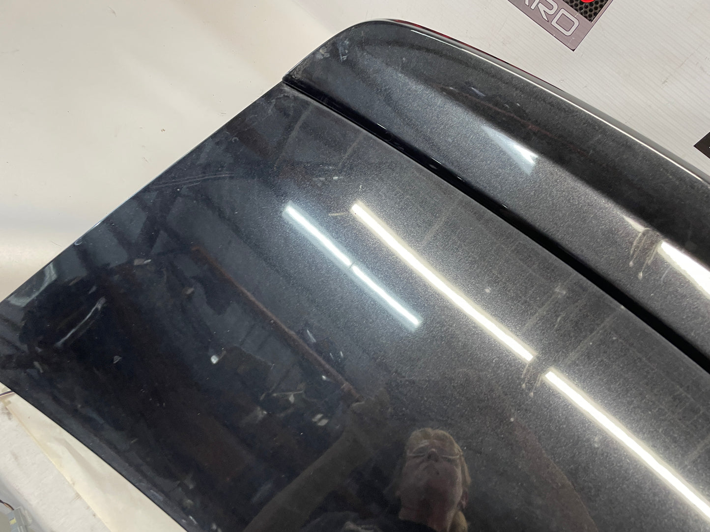 2009 Pontiac G8 GT Trunk Deck Lid Assembly OEM - Day's Parts Yard
