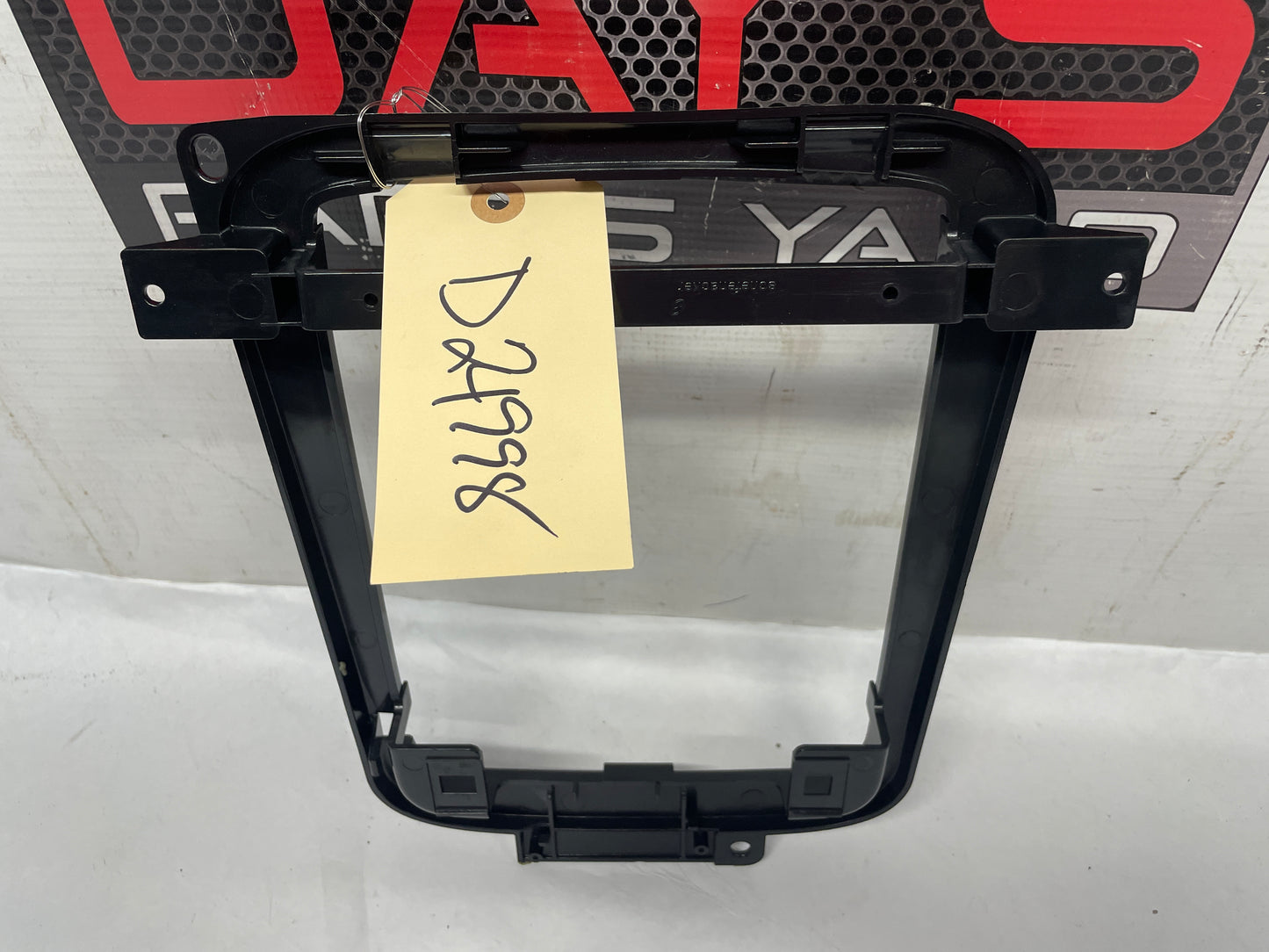 2016 Chevy SS Sedan Over Head Console Dome Light Frame Bracket Bezel OEM - Day's Parts Yard