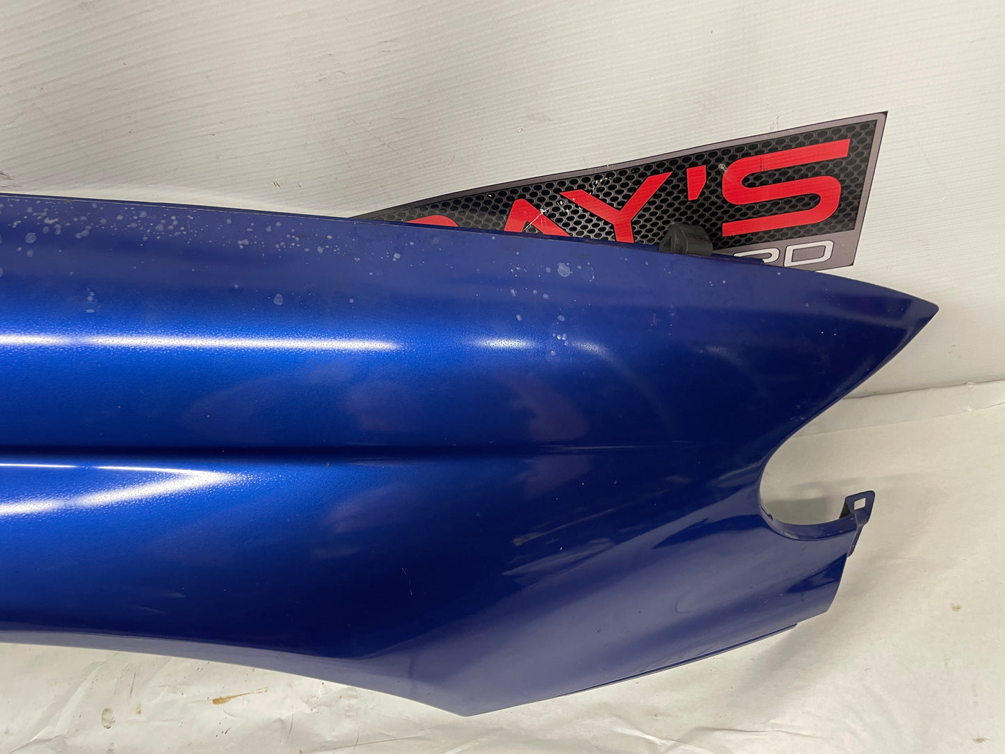 2005 Pontiac GTO RH Passenger Fender Blue OEM - Day's Parts Yard