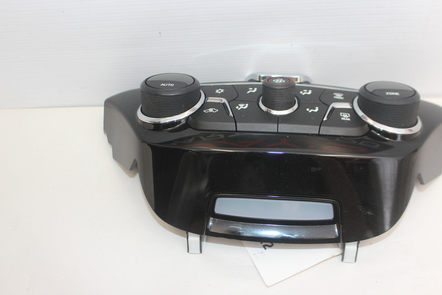 2015 Chevy SS Sedan HVAC Heat & A/C Controls OEM - Day's Parts Yard