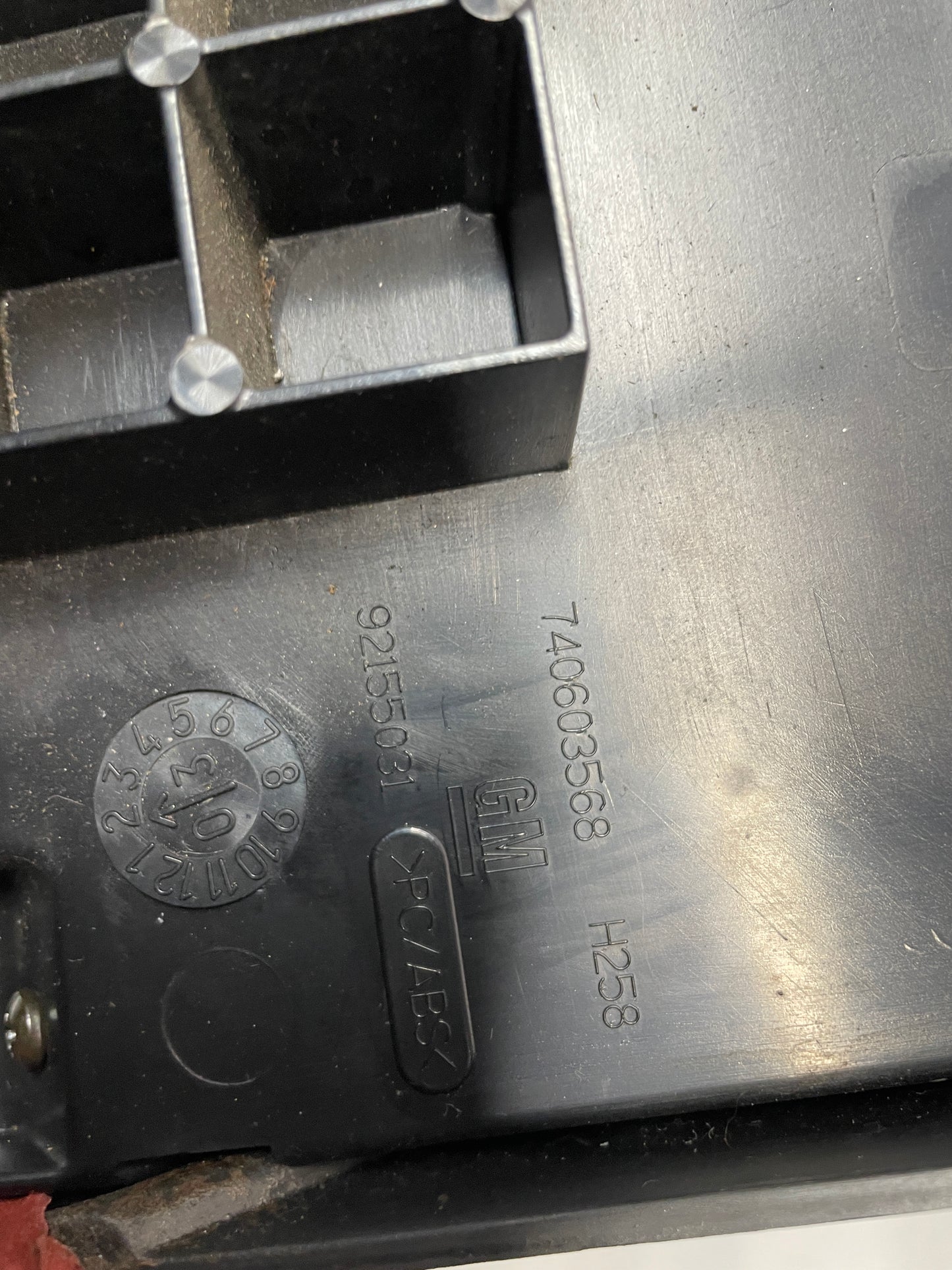 2004 Pontiac GTO Red Interior Trim Glove Box Knee Bolster Console Suedes OEM - Day's Parts Yard