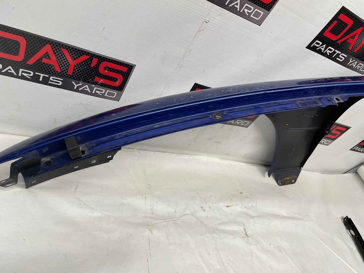2005 Pontiac GTO RH Passenger Fender Blue OEM - Day's Parts Yard