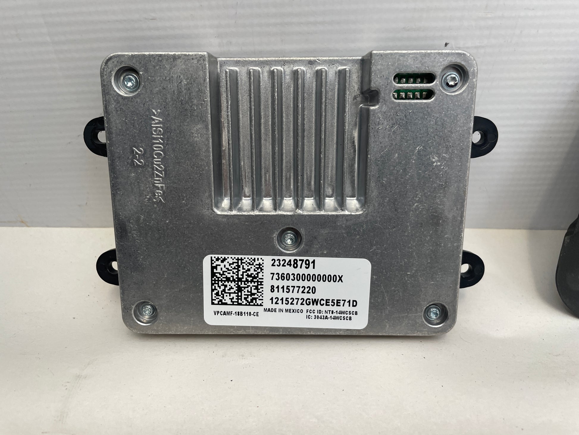 2016 Chevy Camaro SS Center Console Rear Wireless Charging Pad OEM - Day's Parts Yard