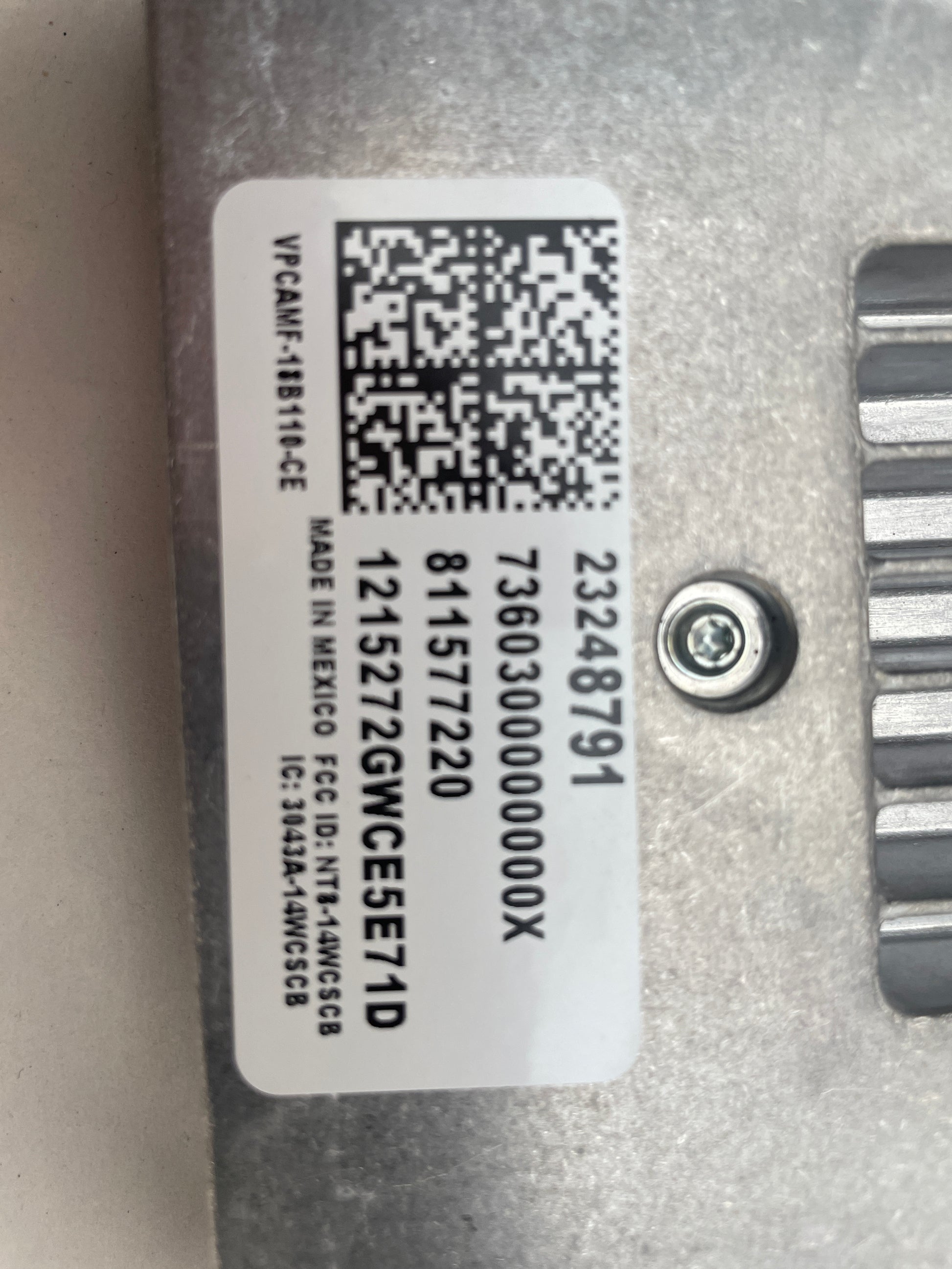 2016 Chevy Camaro SS Center Console Rear Wireless Charging Pad OEM - Day's Parts Yard