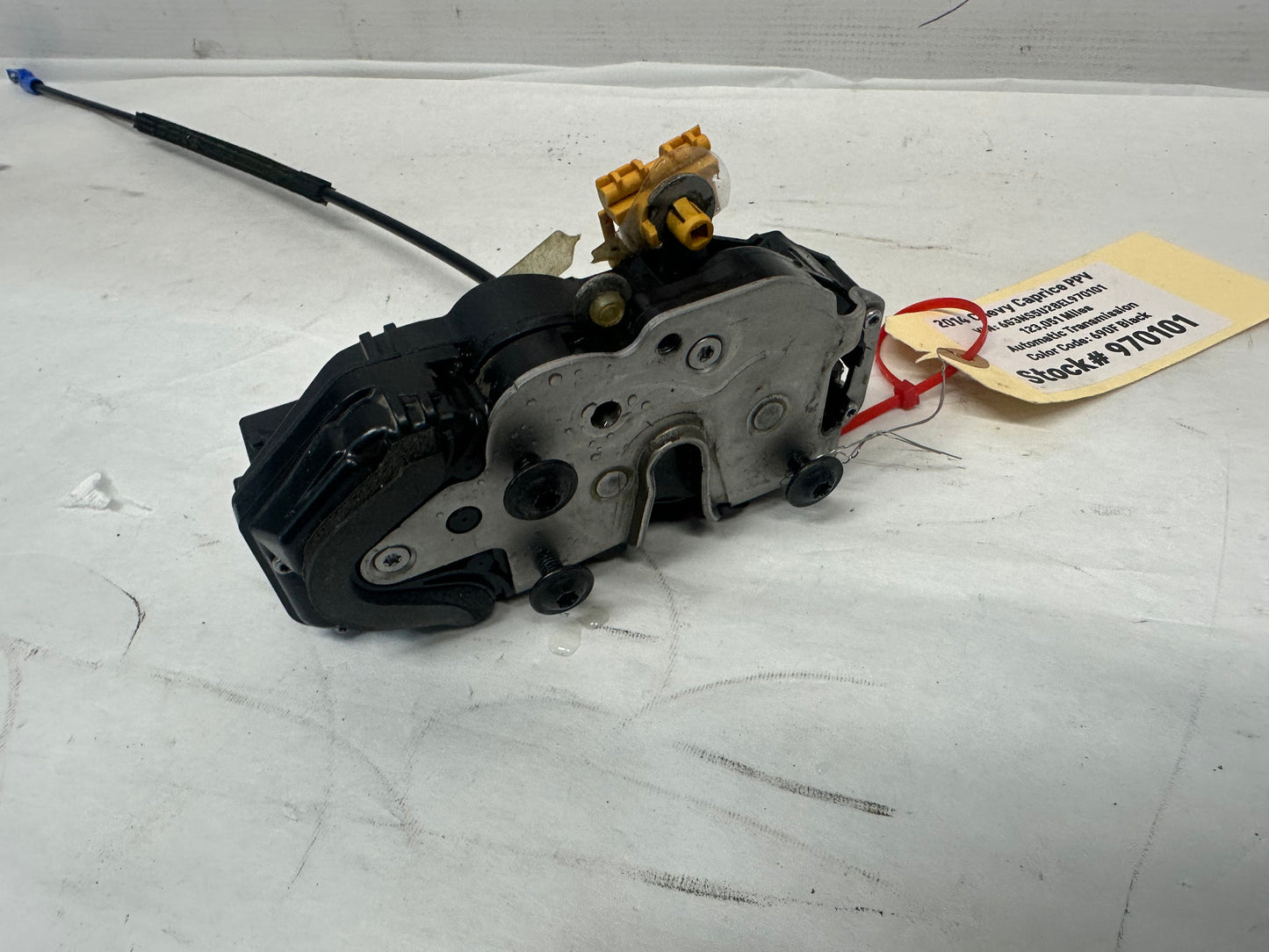 2014 Chevy Caprice PPV RH Passenger Front Door Lock Actuator OEM - Day's Parts Yard