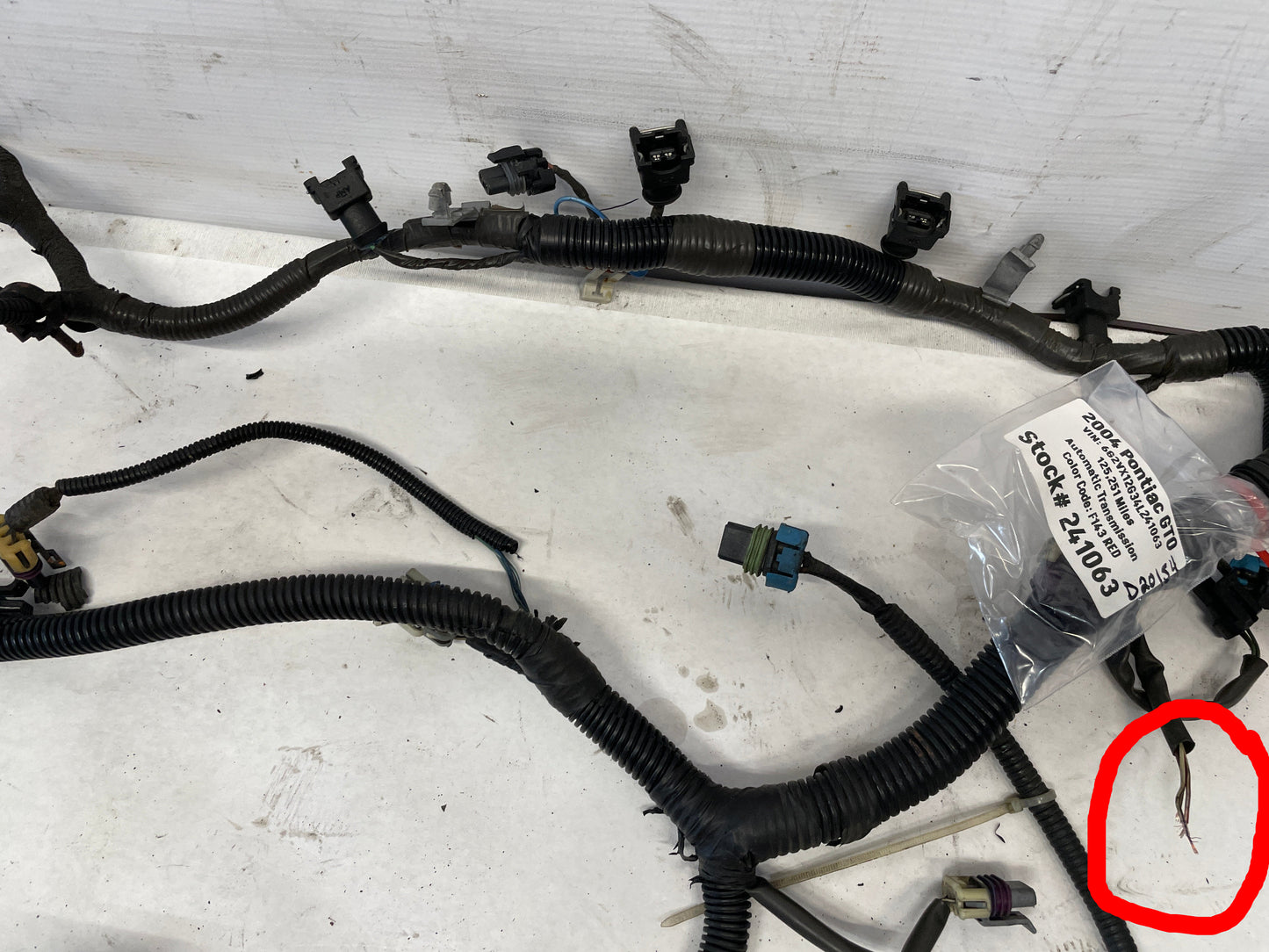 2004 Pontiac GTO Engine Motor Automatic Transmission Wire Wiring Harness OEM - Day's Parts Yard
