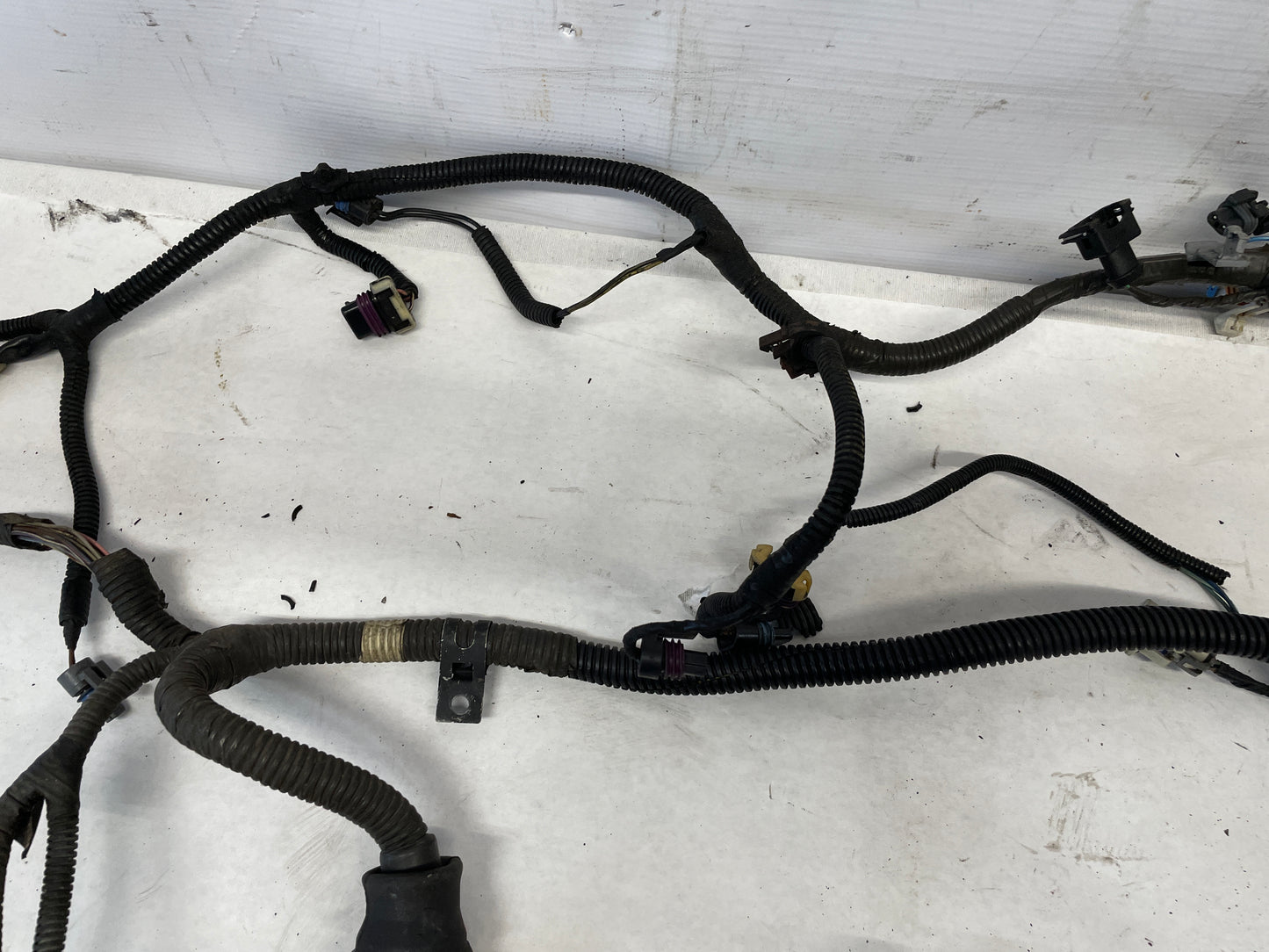 2004 Pontiac GTO Engine Motor Automatic Transmission Wire Wiring Harness OEM - Day's Parts Yard