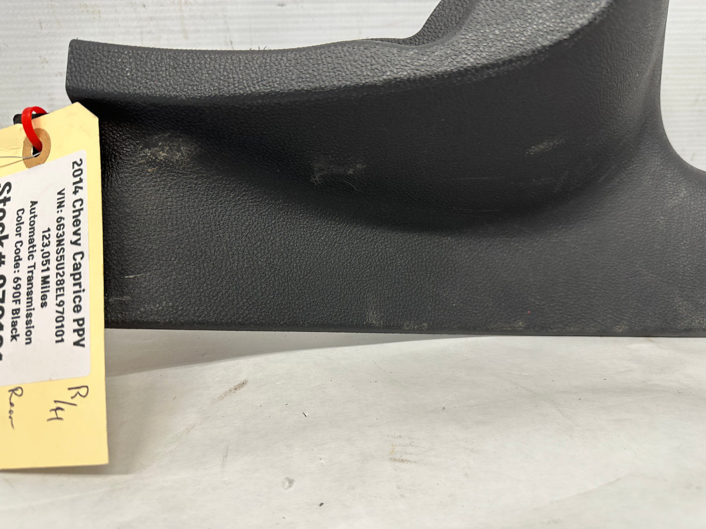 2014 Chevy Caprice PPV RH & LH Rear Interior Carpet Retainer Sill Trim OEM - Day's Parts Yard