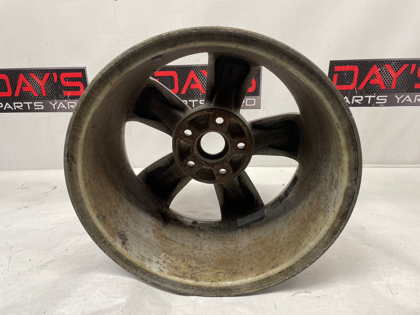 2006 Pontiac GTO Factory OEM Wheel 17X8 - Day's Parts Yard