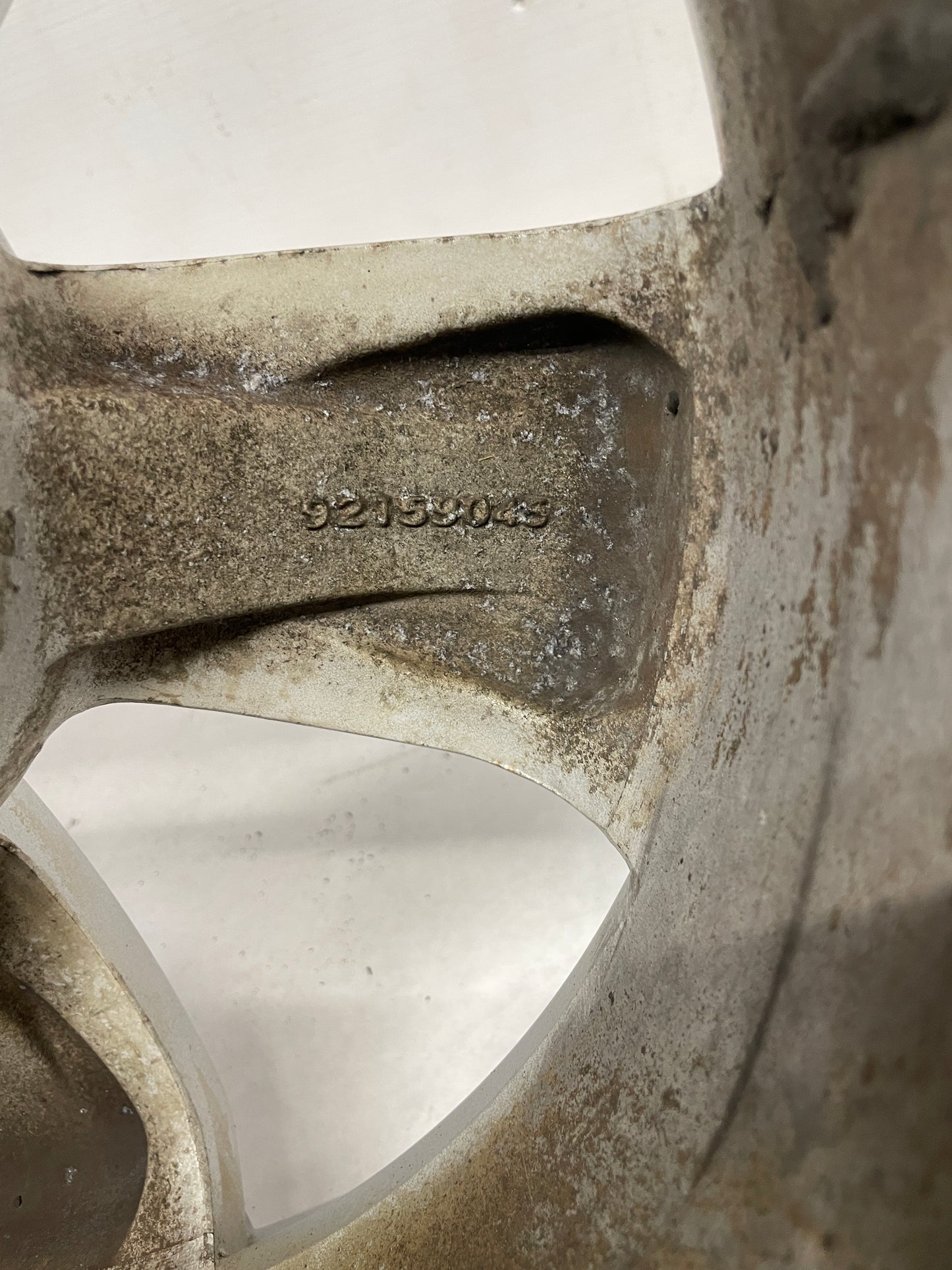 2006 Pontiac GTO Factory OEM Wheel 17X8 - Day's Parts Yard