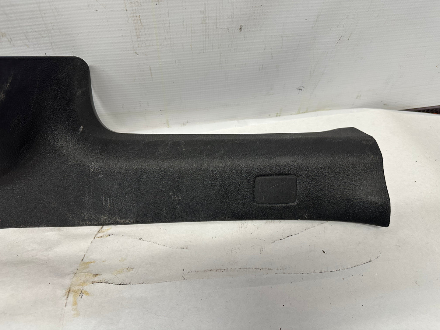 2014 Chevy Caprice PPV RH & LH Rear Interior Carpet Retainer Sill Trim OEM - Day's Parts Yard