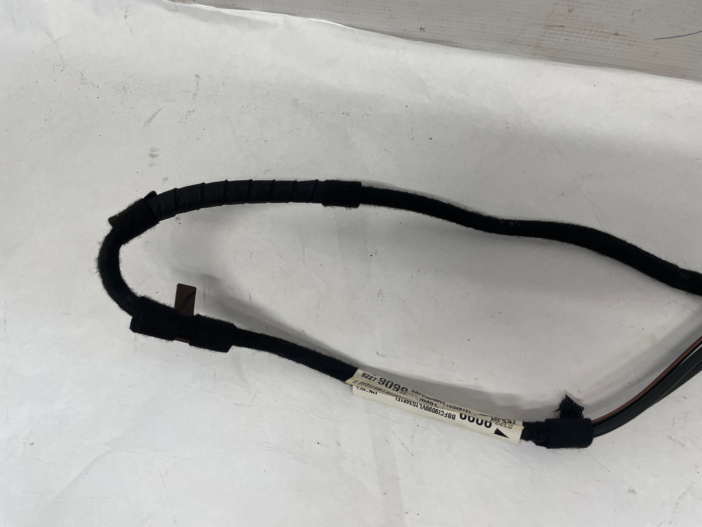 2016 Chevy SS Sedan Shark Fin Antenna Cable Wire Wiring Harness OEM - Day's Parts Yard