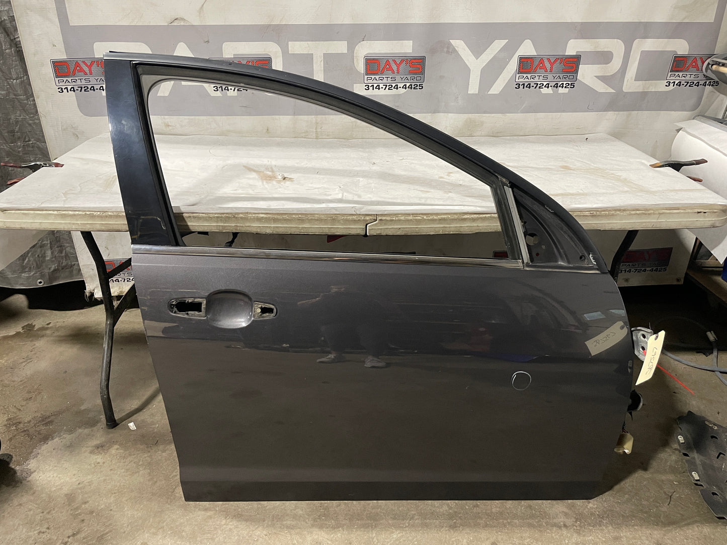 2009 Pontiac G8 Base Front RH Passenger Door OEM - Day's Parts Yard