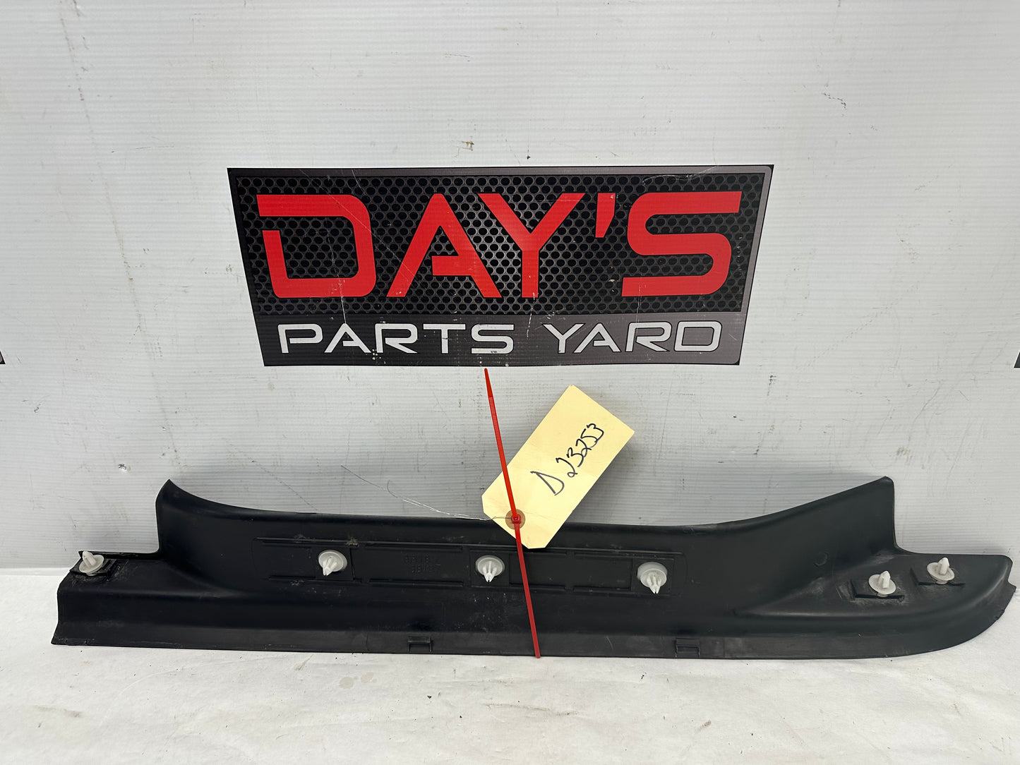 2014 Chevy Caprice PPV RH Passenger Rear Scuff Sill Plate Panel Trim OEM - Day's Parts Yard