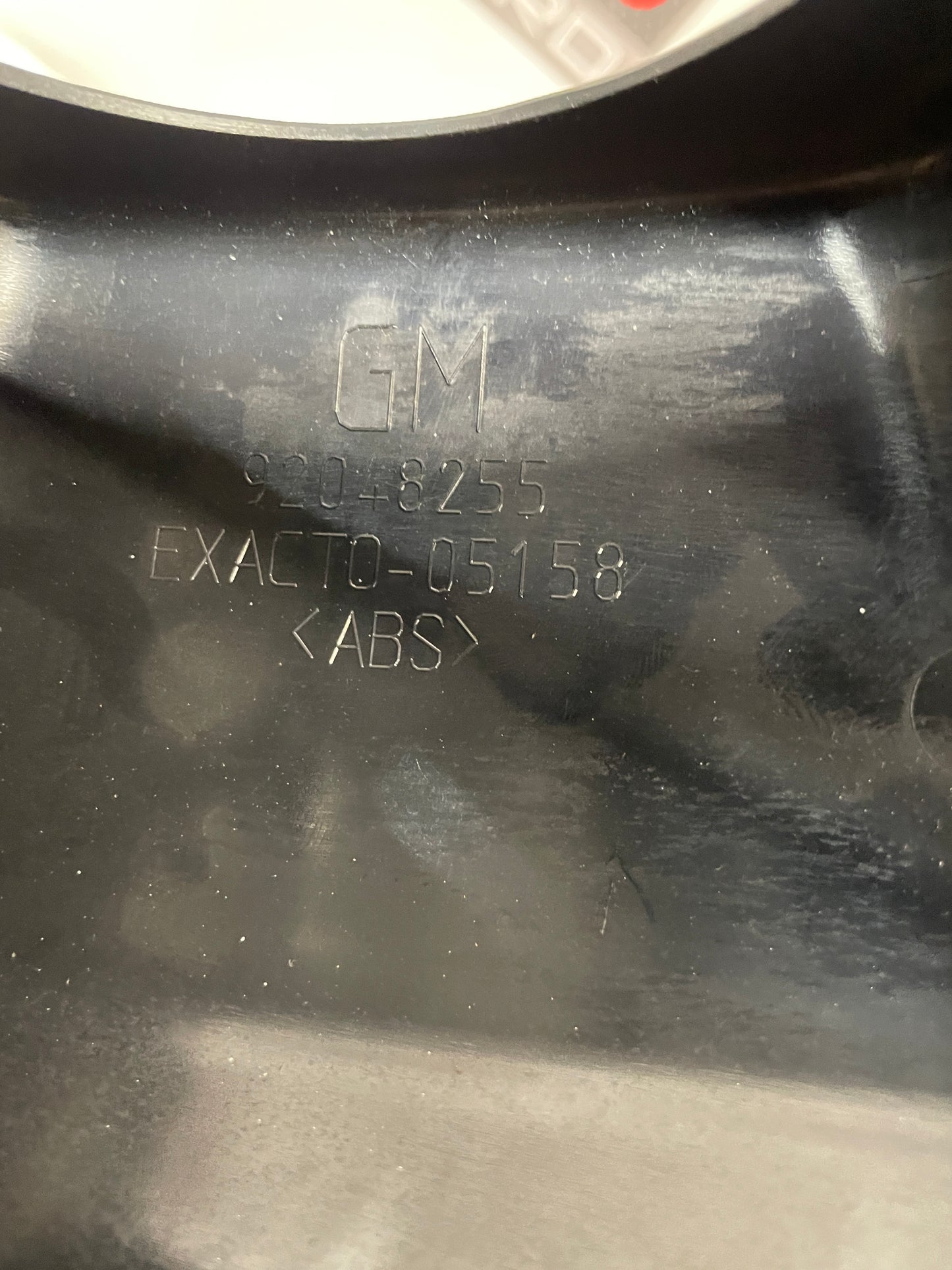 2004 Pontiac GTO Complete Steering Column Clam Shell Cover Molding Trim OEM - Day's Parts Yard