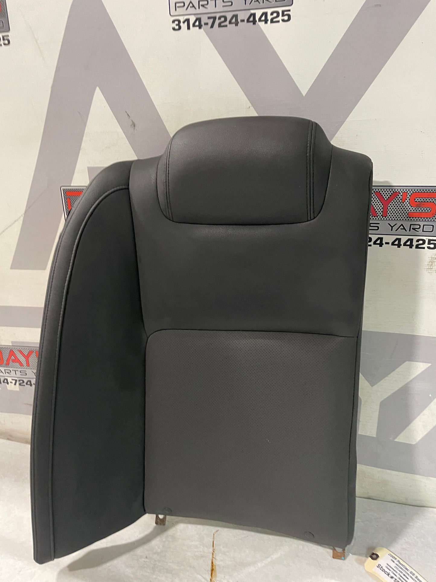 2009 Pontiac G8 Base Rear Seat Top RH Passenger Section OEM - Day's Parts Yard