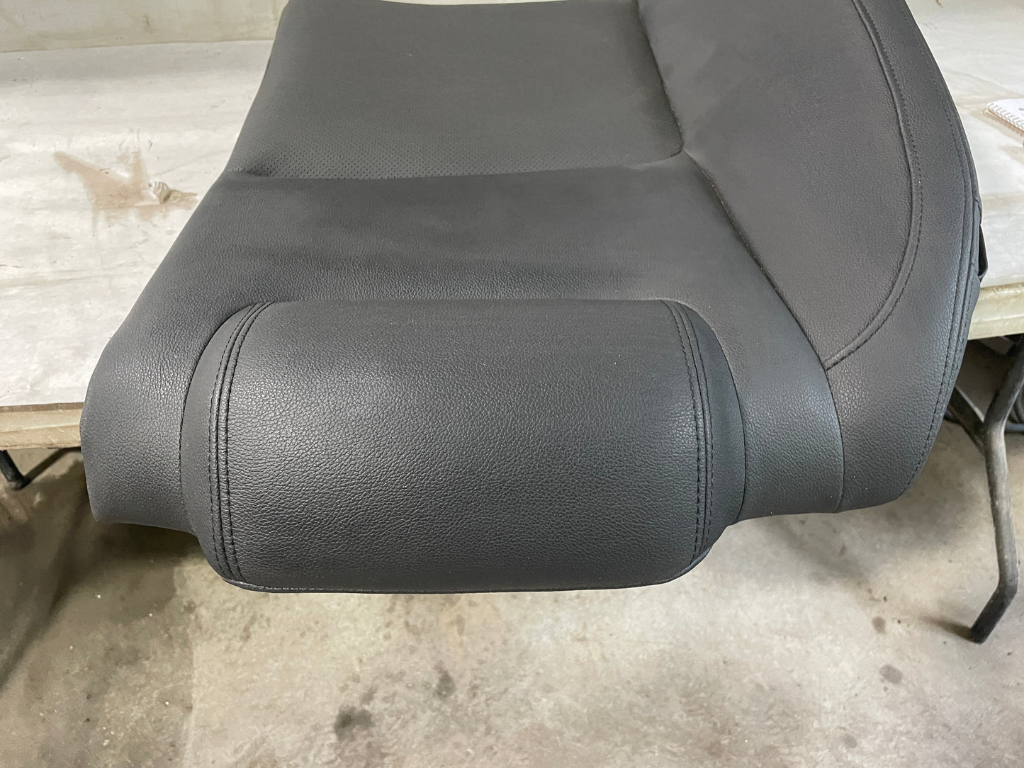 2009 Pontiac G8 Base Rear Seat Top RH Passenger Section OEM - Day's Parts Yard